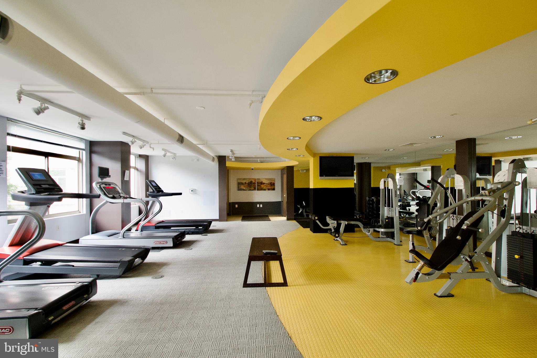 ECLIPSE ON CENTER PARK - Residential Lease