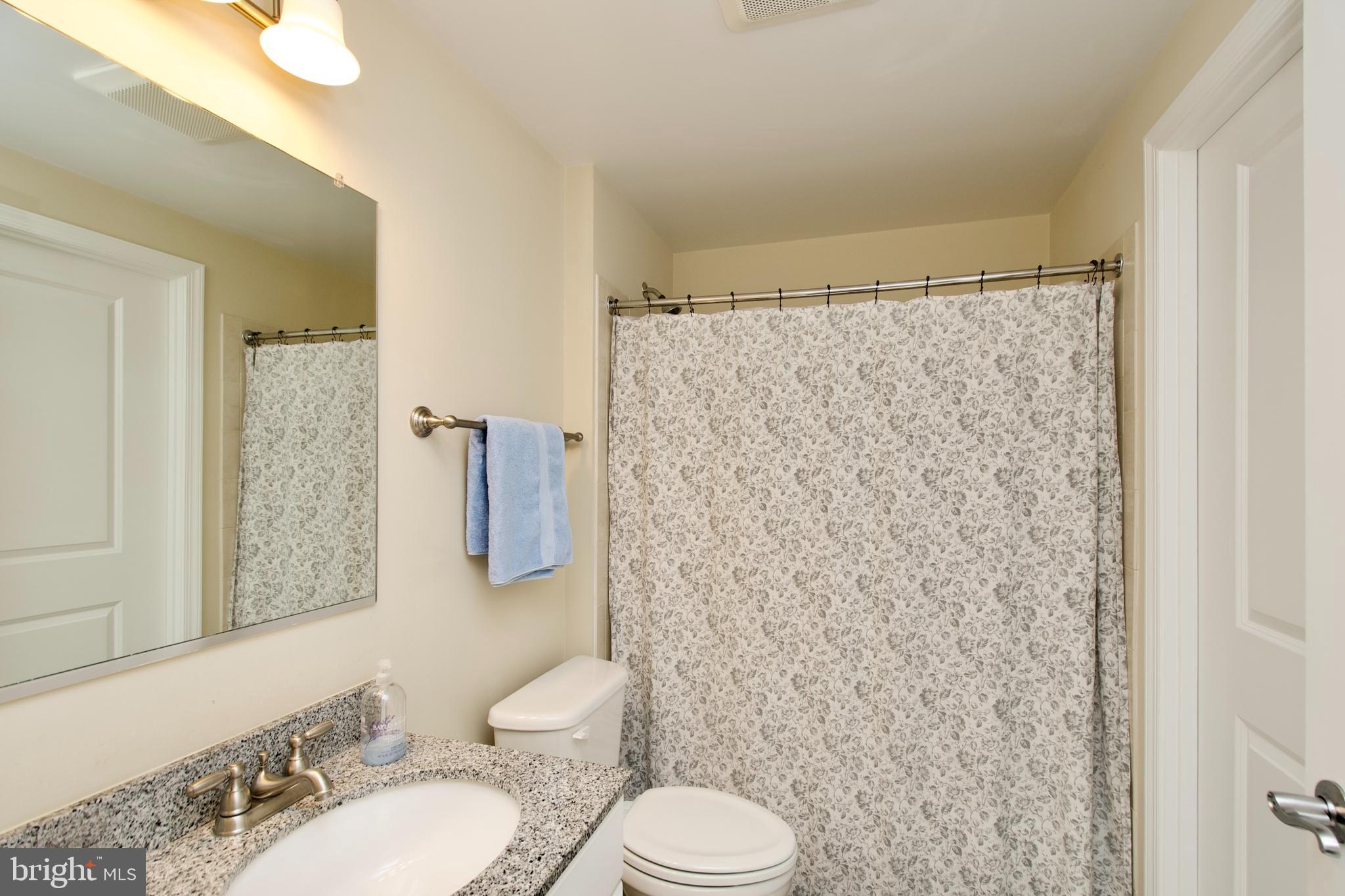 ECLIPSE ON CENTER PARK - Residential Lease