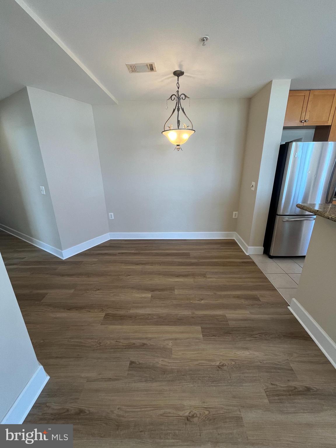 ECLIPSE ON CENTER PARK - Residential Lease