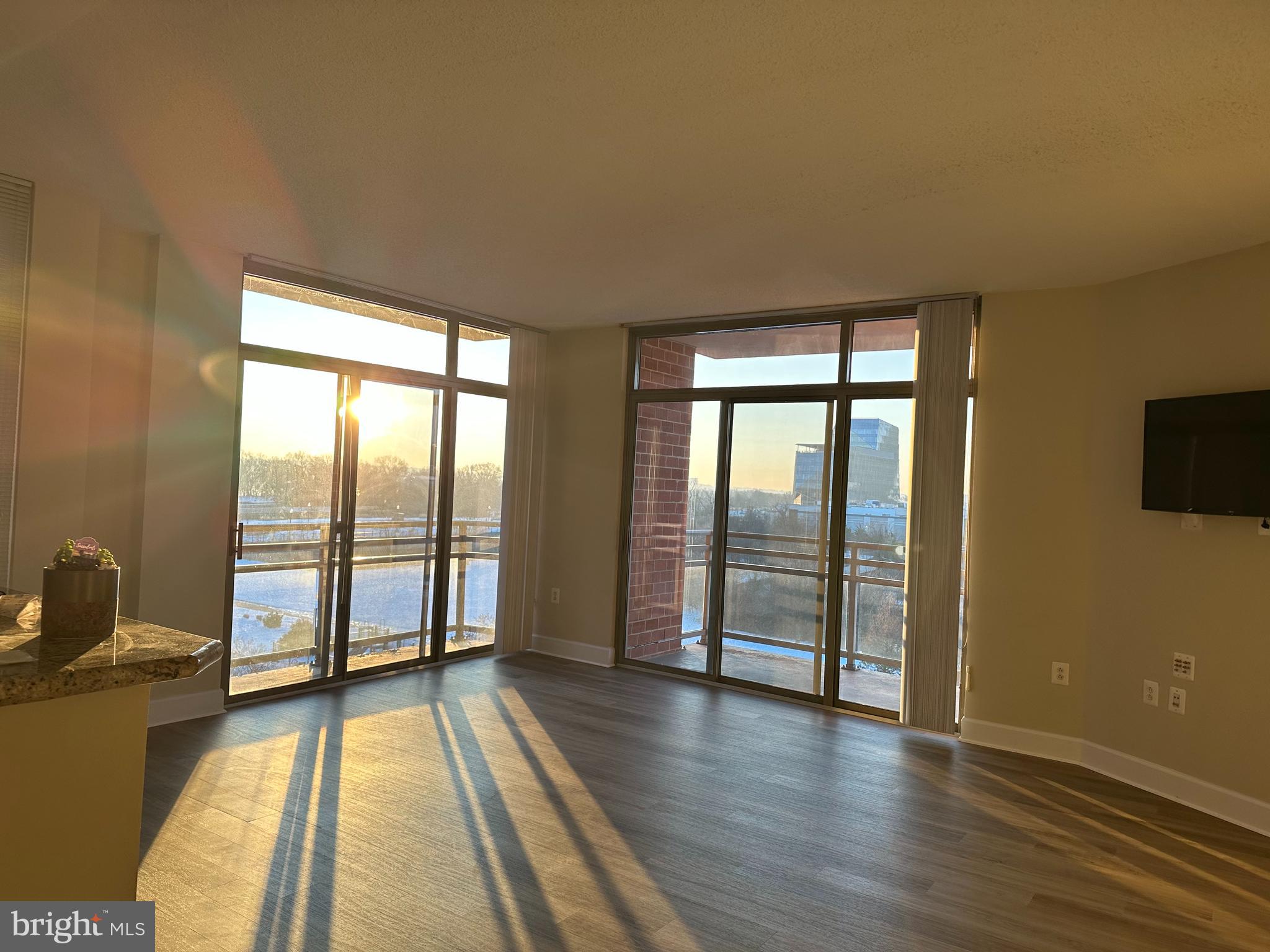 ECLIPSE ON CENTER PARK - Residential Lease