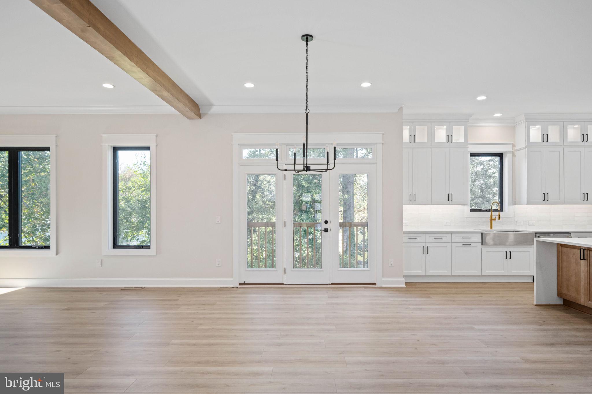 PIMMIT HILLS - Residential