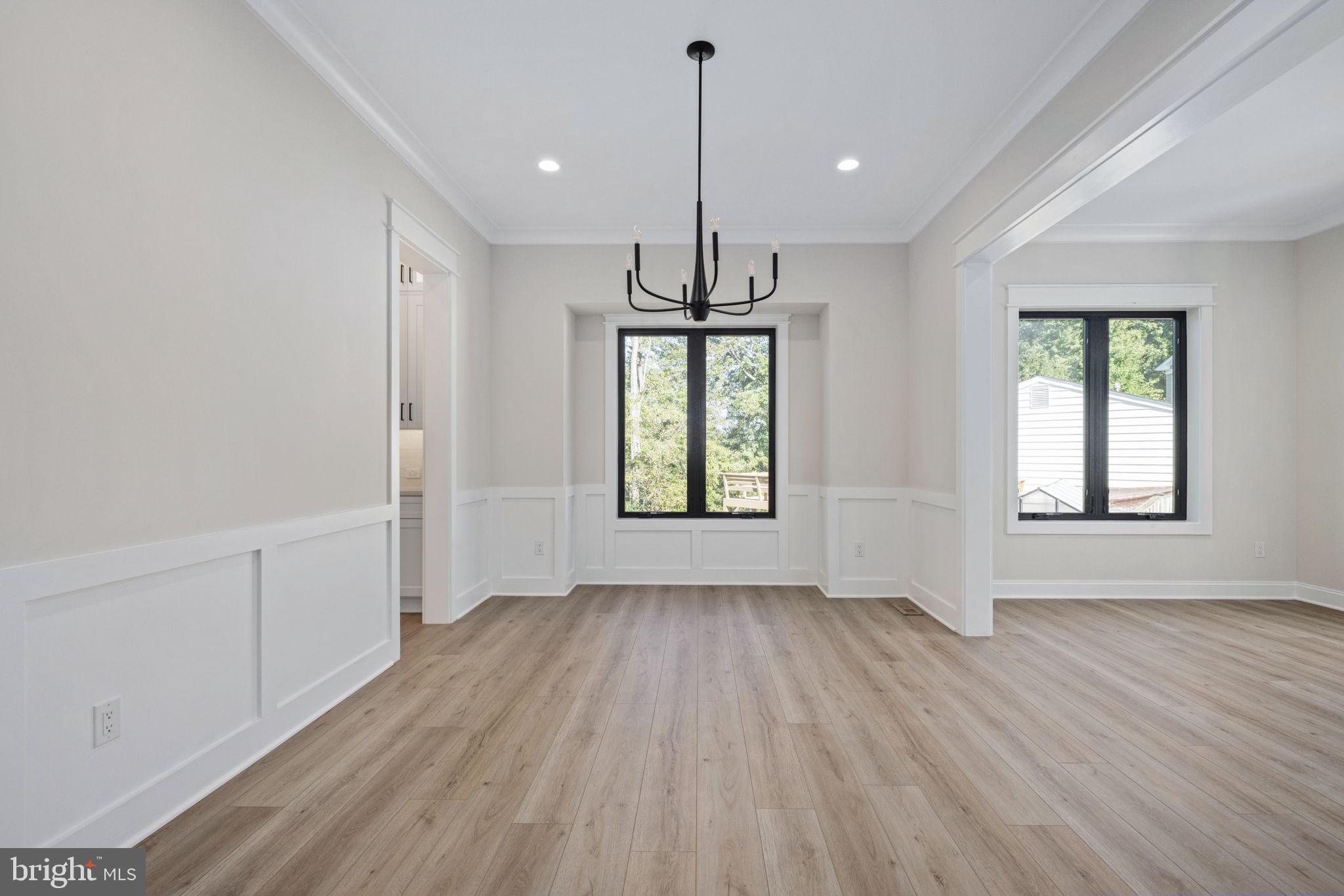 PIMMIT HILLS - Residential