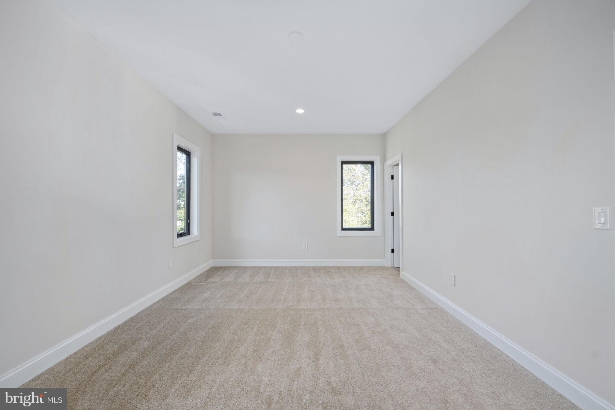 PIMMIT HILLS - Residential