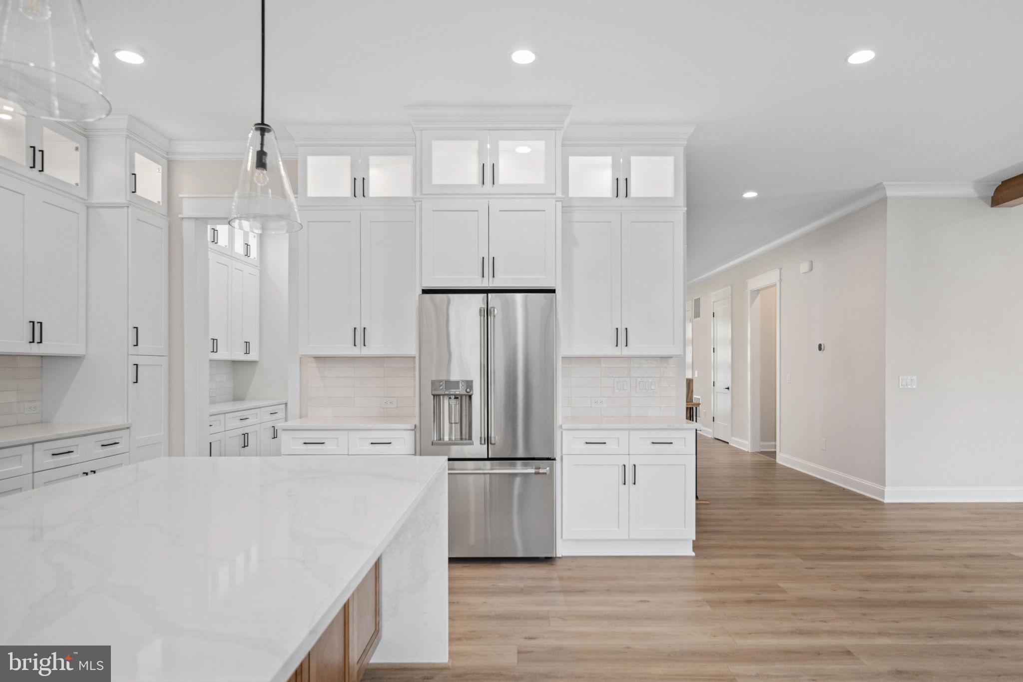 PIMMIT HILLS - Residential