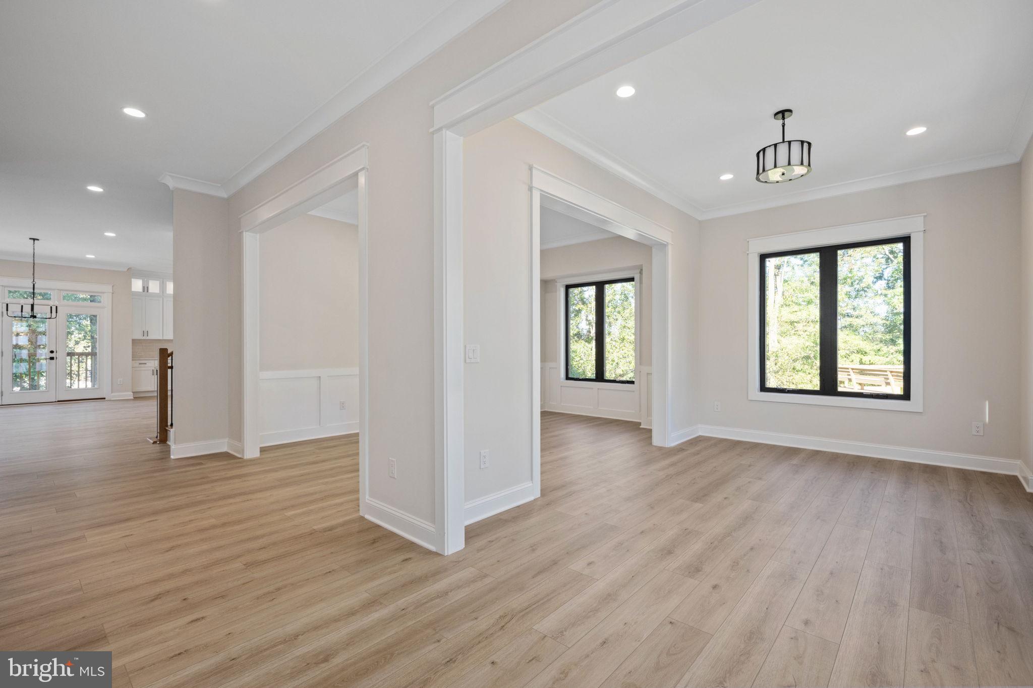 PIMMIT HILLS - Residential