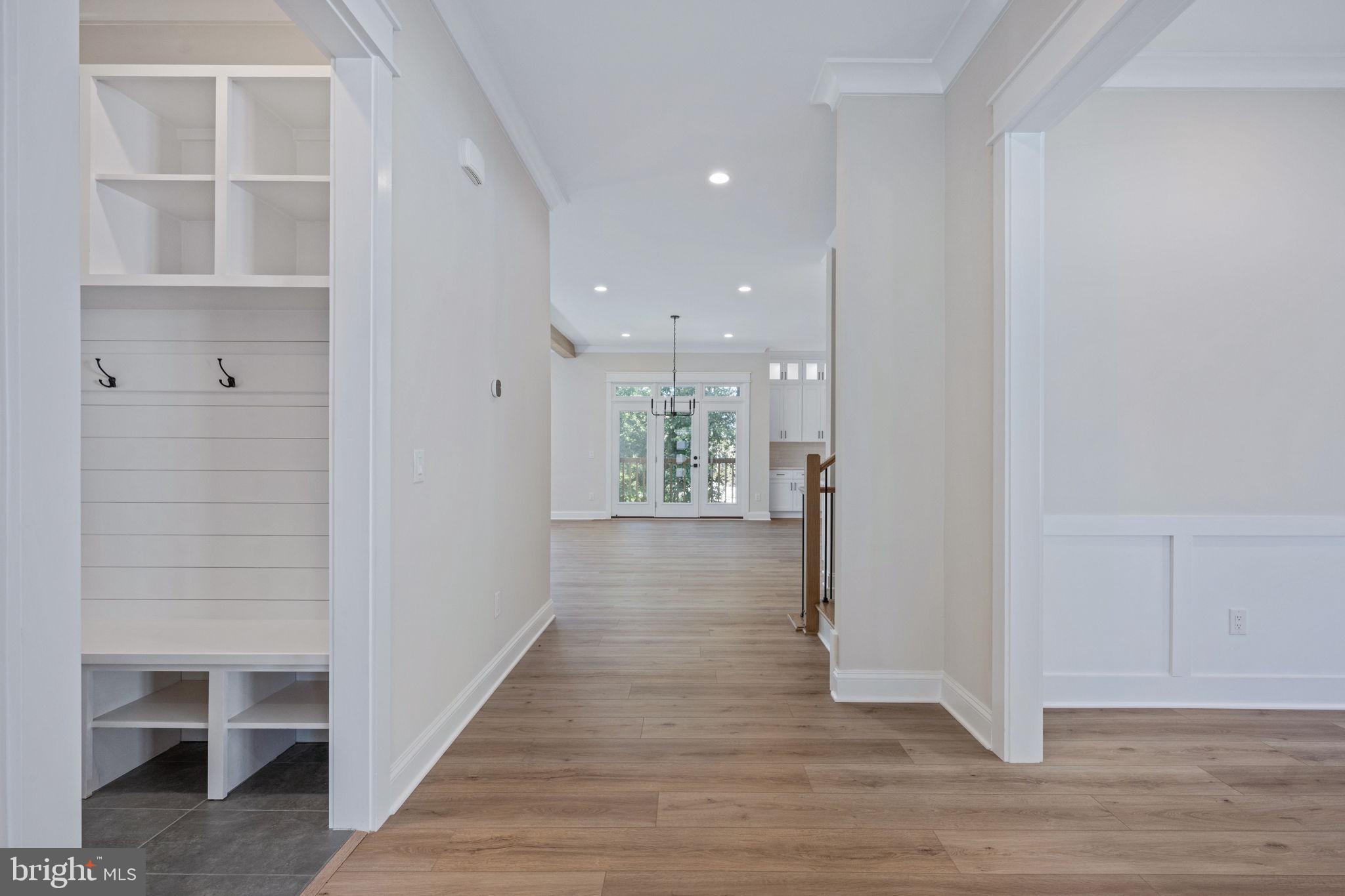 PIMMIT HILLS - Residential