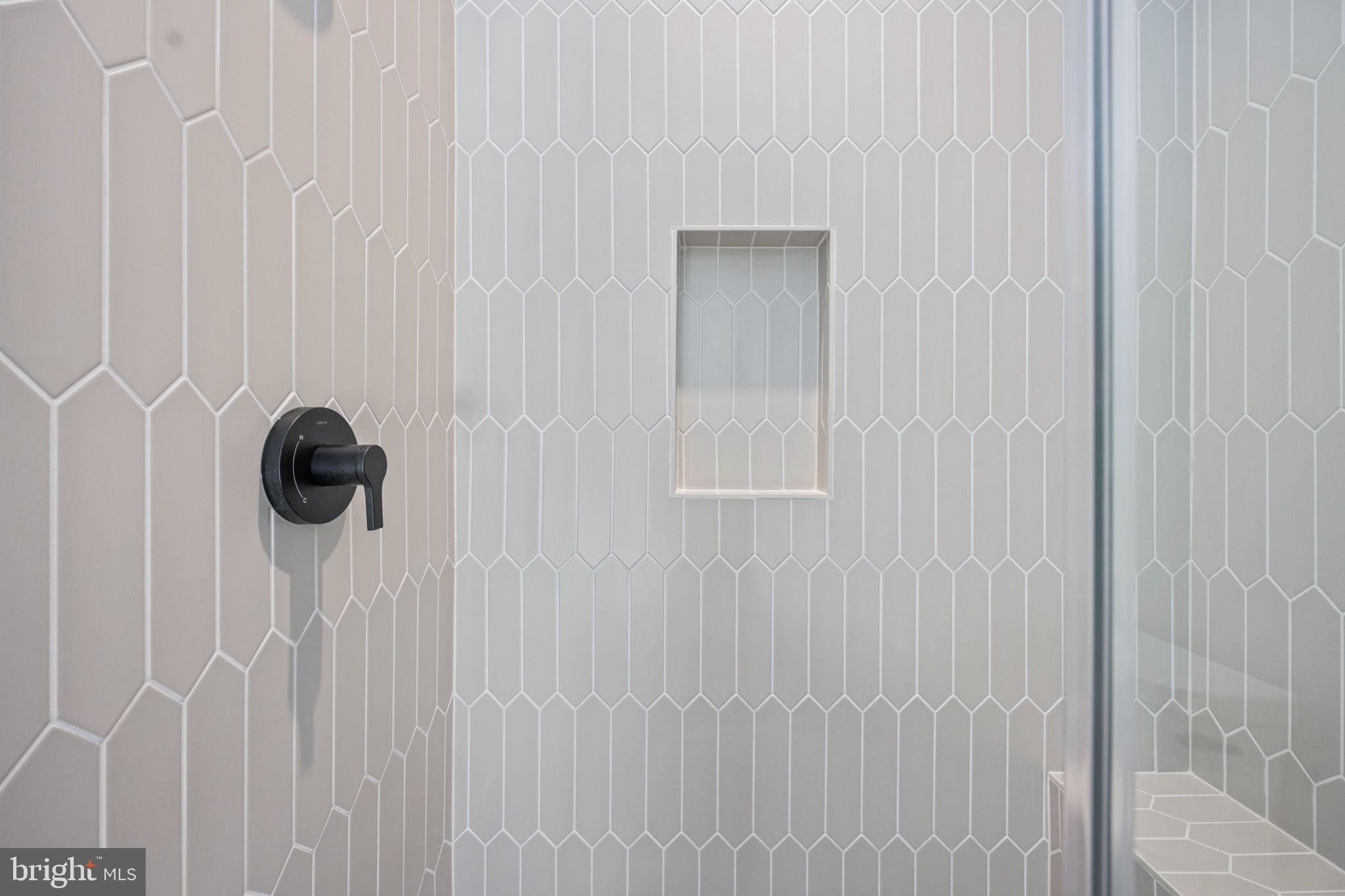 PIMMIT HILLS - Residential