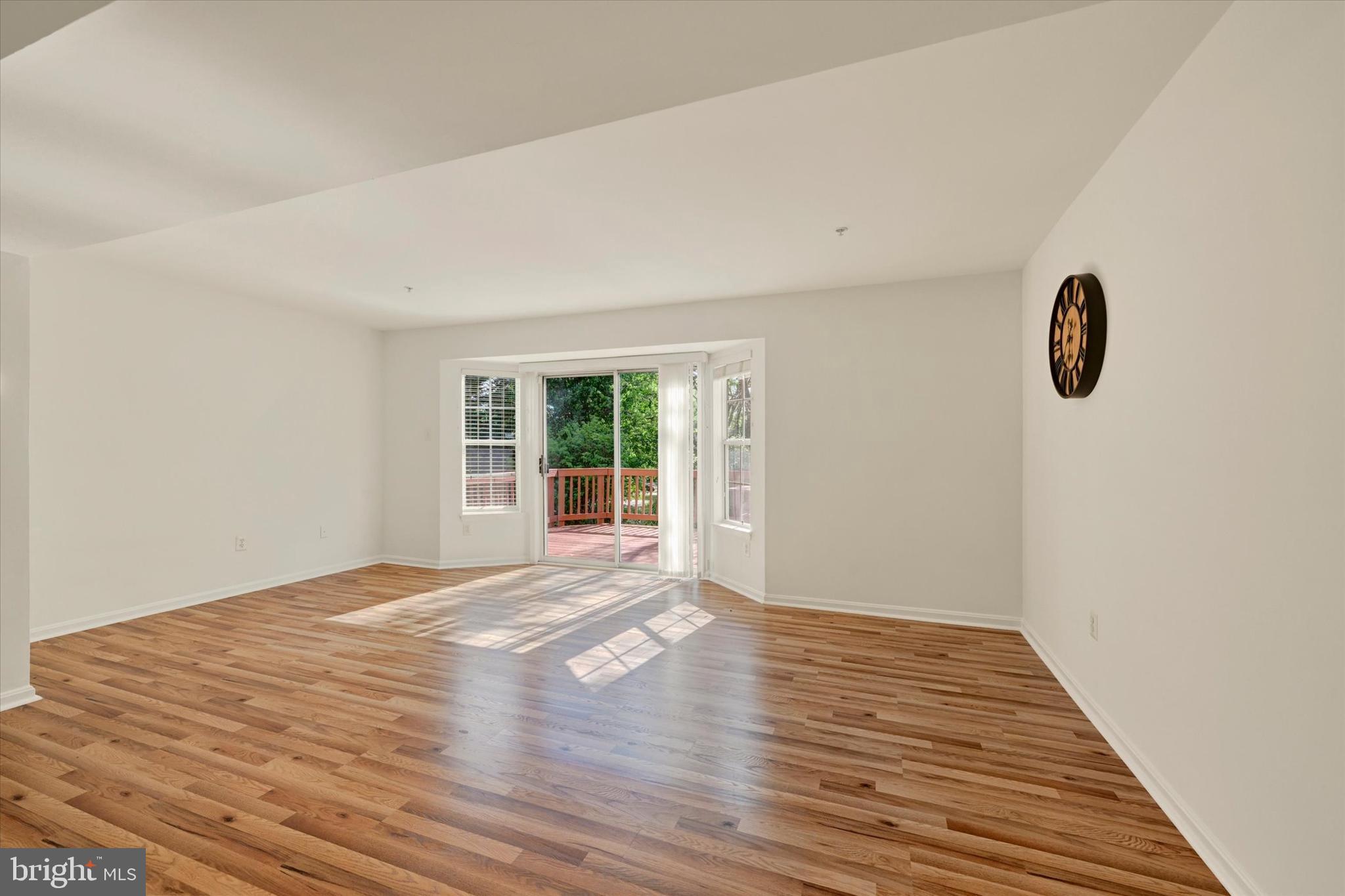 VILLAGE OF LONG REACH - Residential