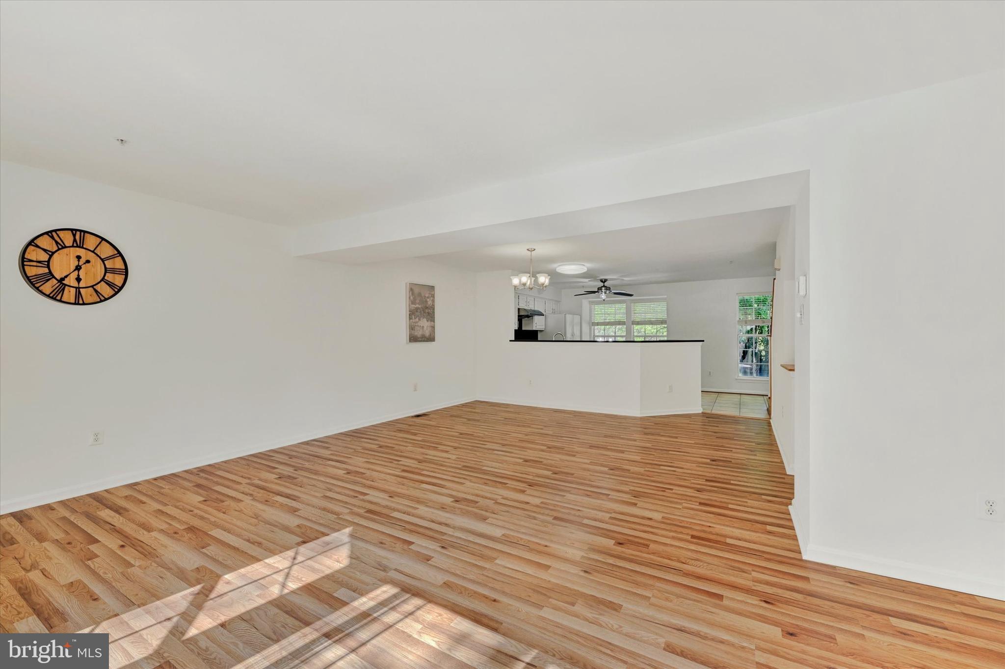 VILLAGE OF LONG REACH - Residential