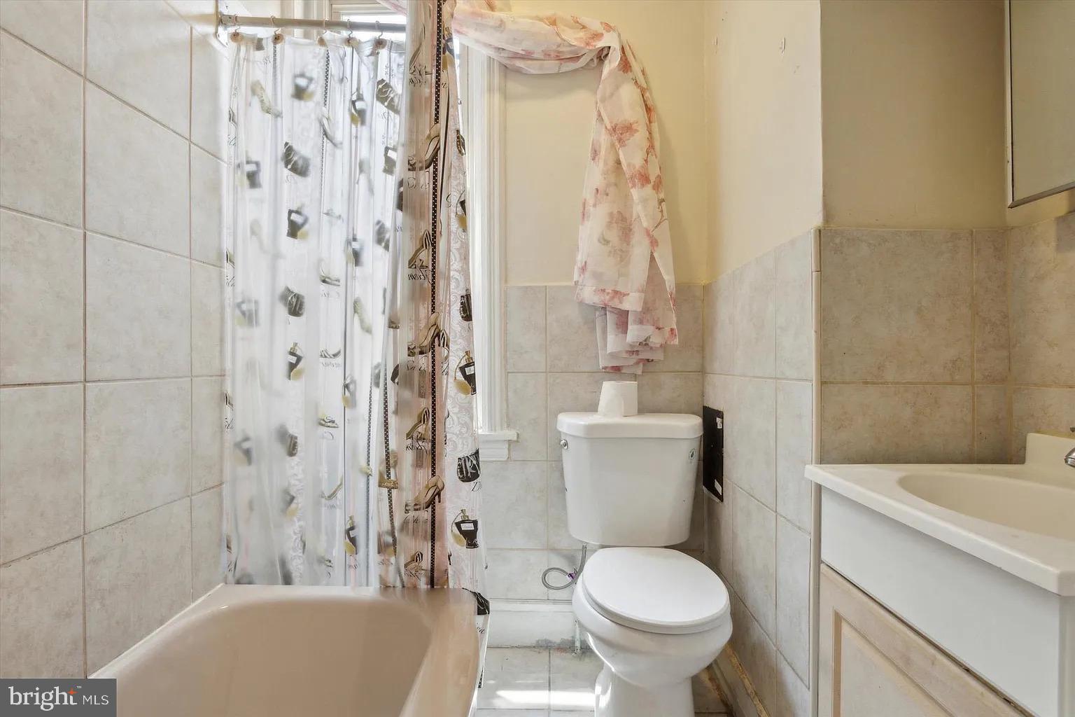 STRAWBERRY MANSION - Residential