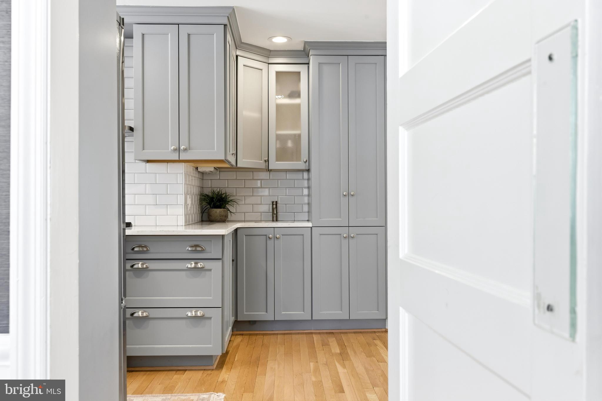 HOMELAND HISTORIC DISTRICT - Residential