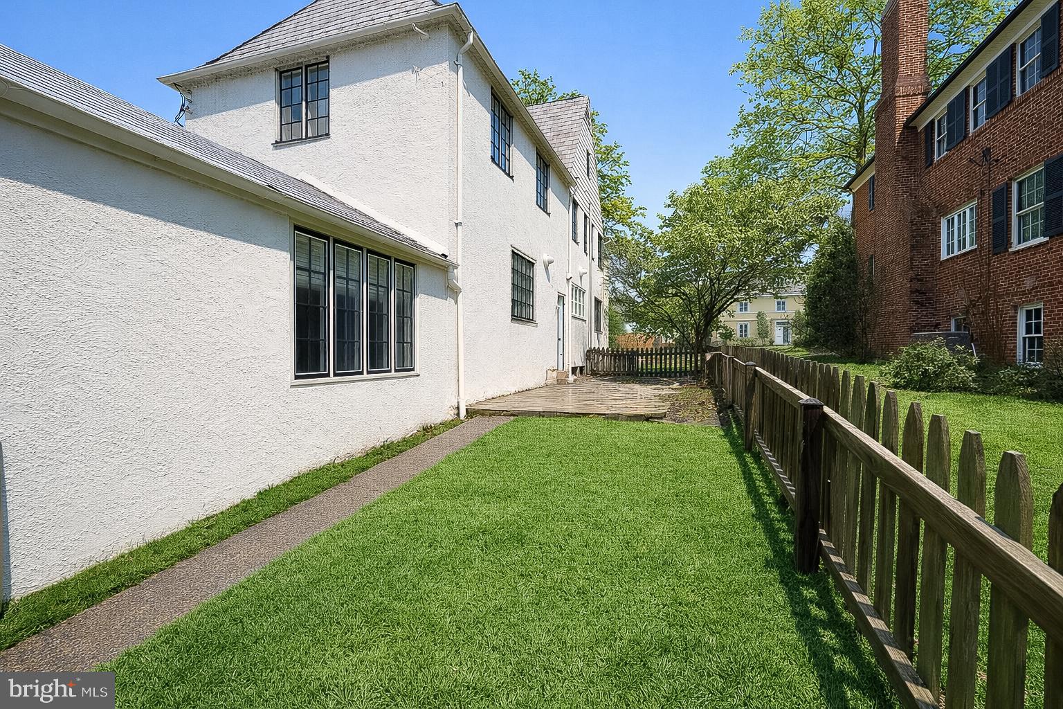 HOMELAND HISTORIC DISTRICT - Residential