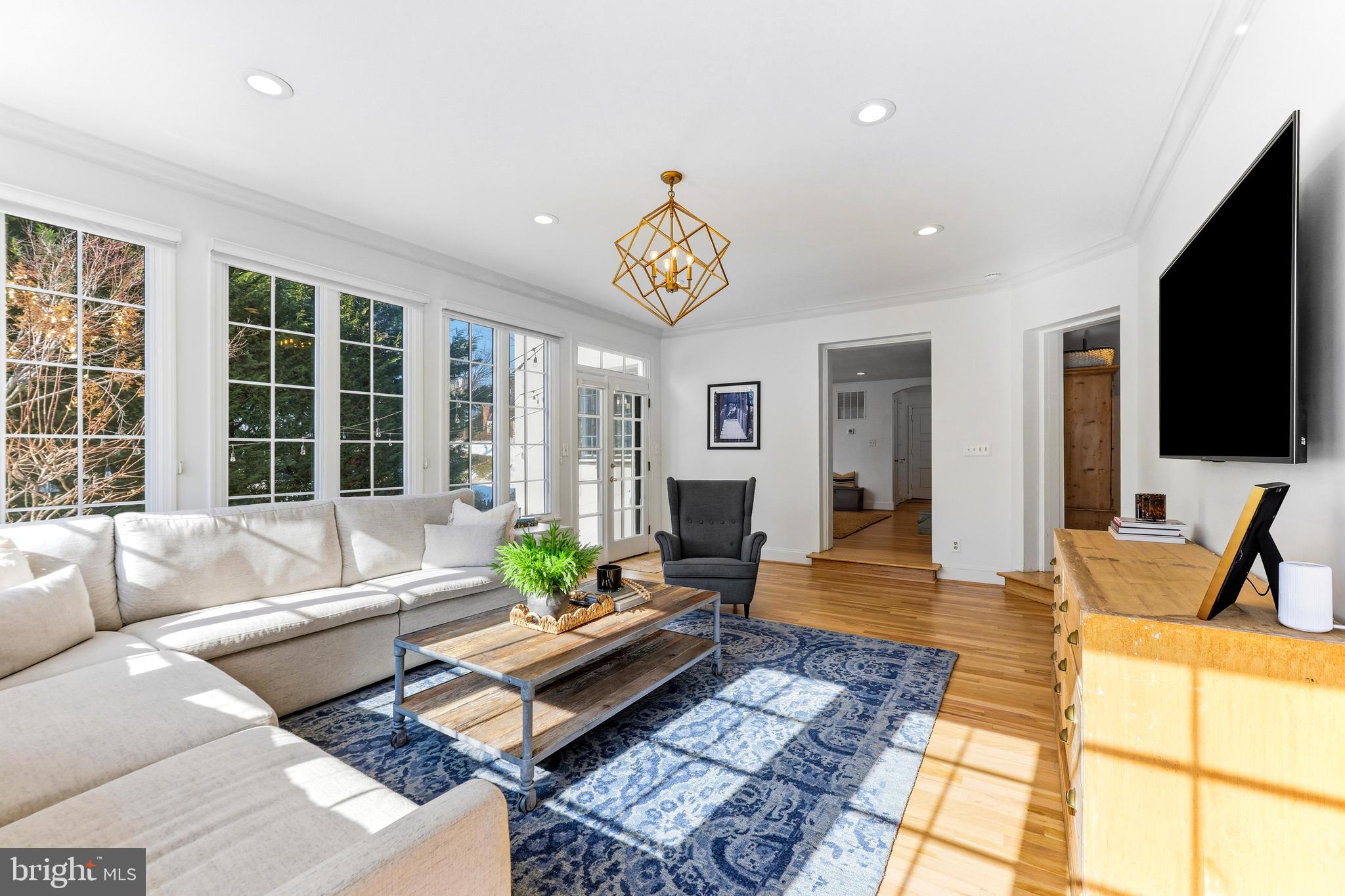 HOMELAND HISTORIC DISTRICT - Residential