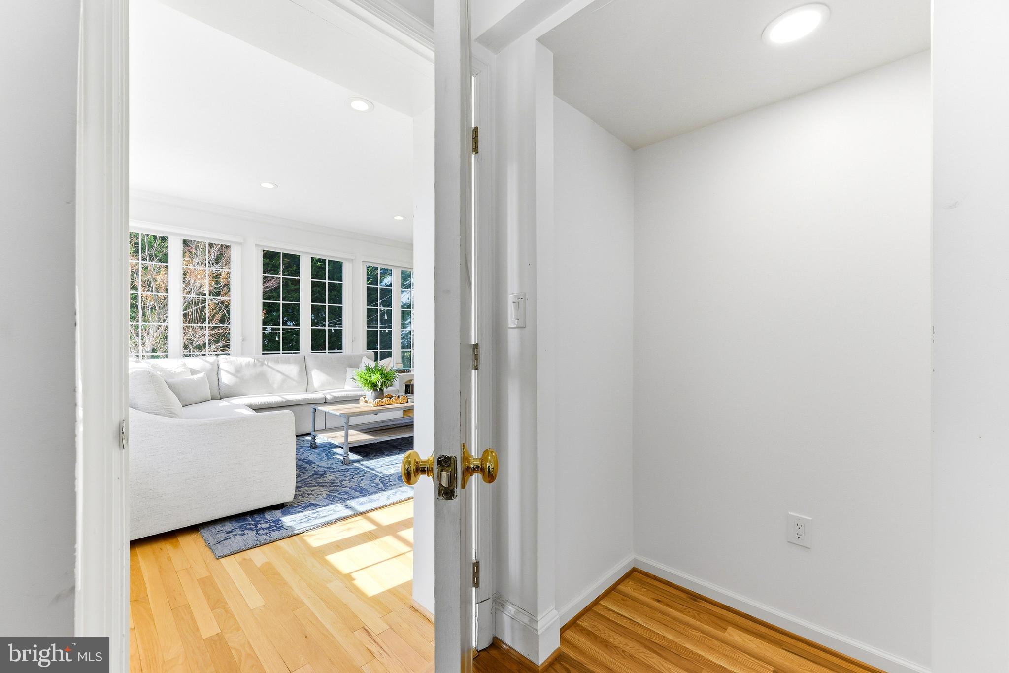 HOMELAND HISTORIC DISTRICT - Residential