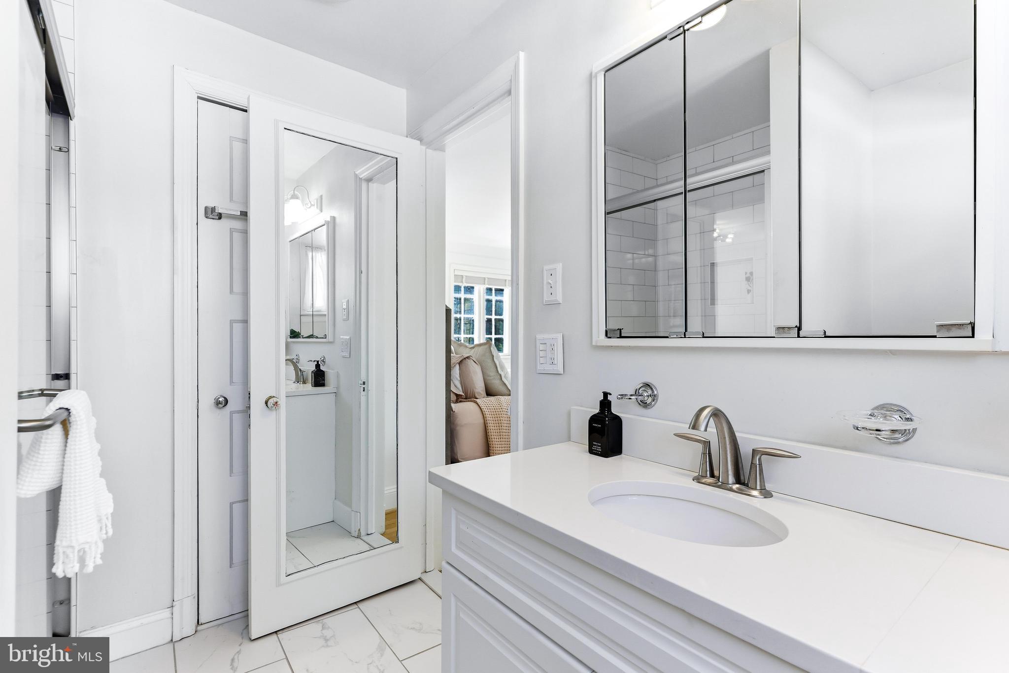 HOMELAND HISTORIC DISTRICT - Residential