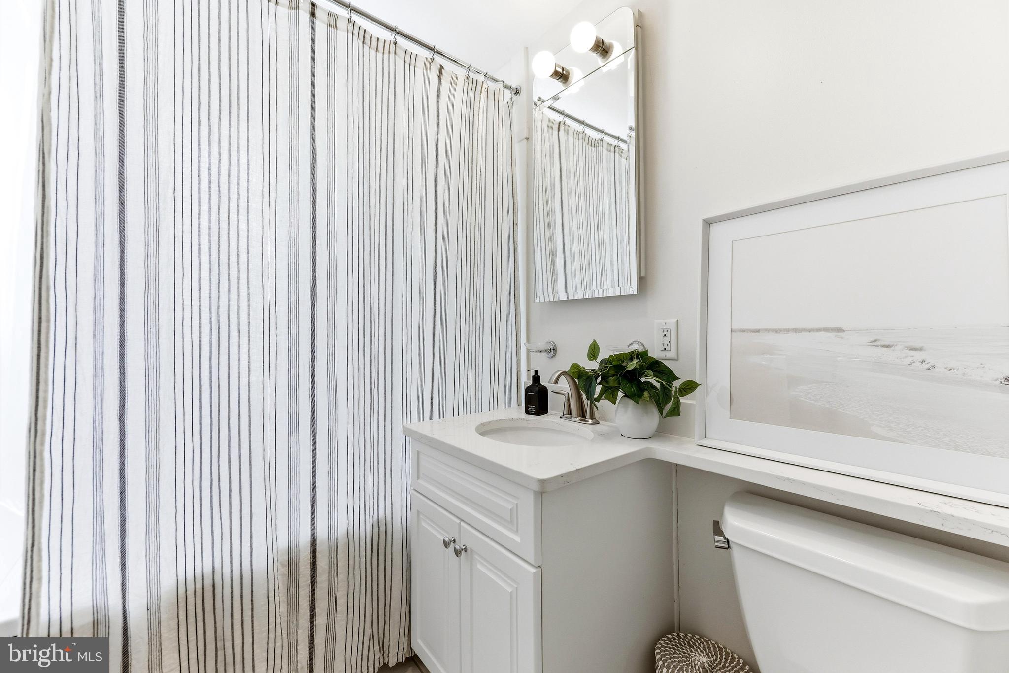 HOMELAND HISTORIC DISTRICT - Residential