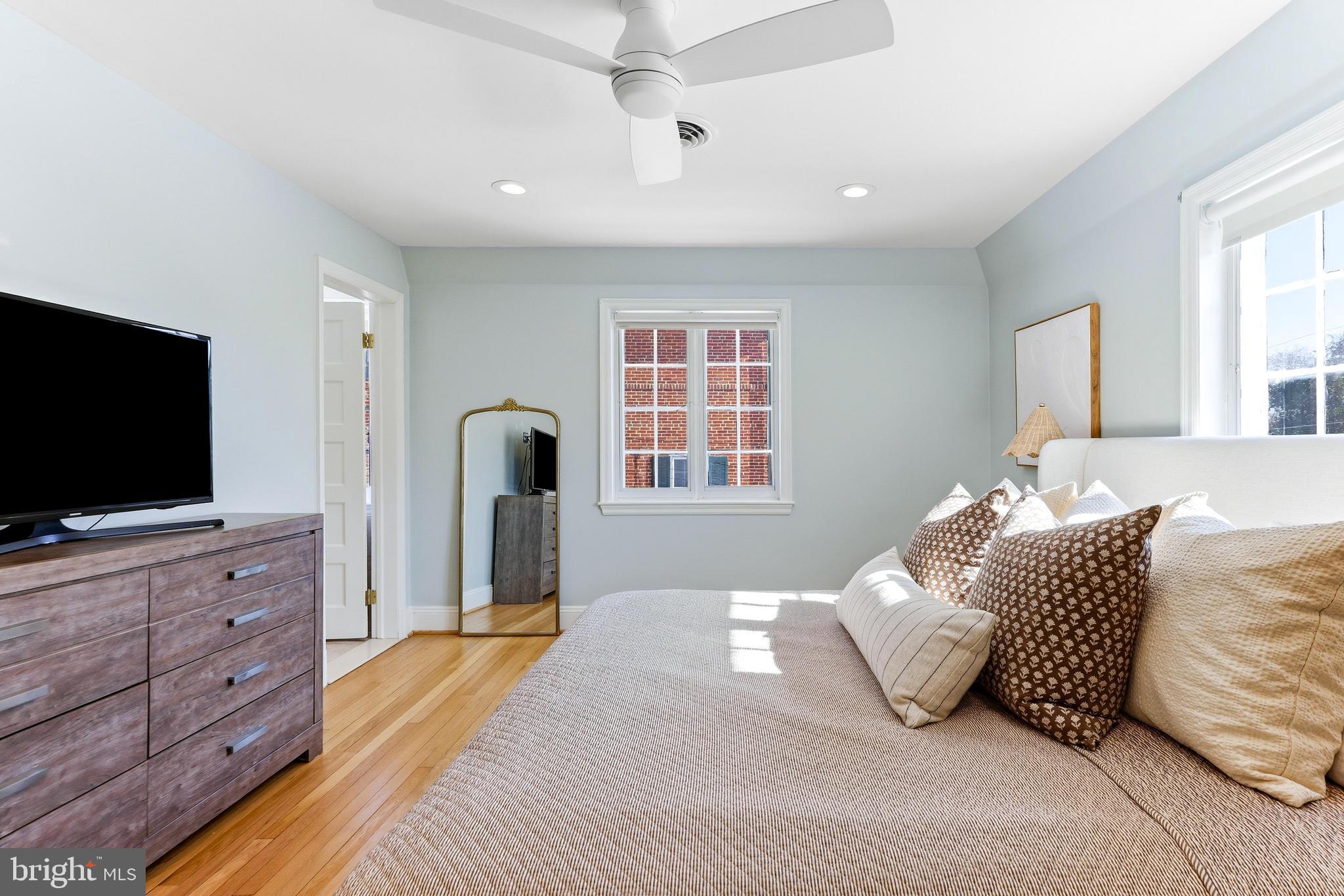 HOMELAND HISTORIC DISTRICT - Residential