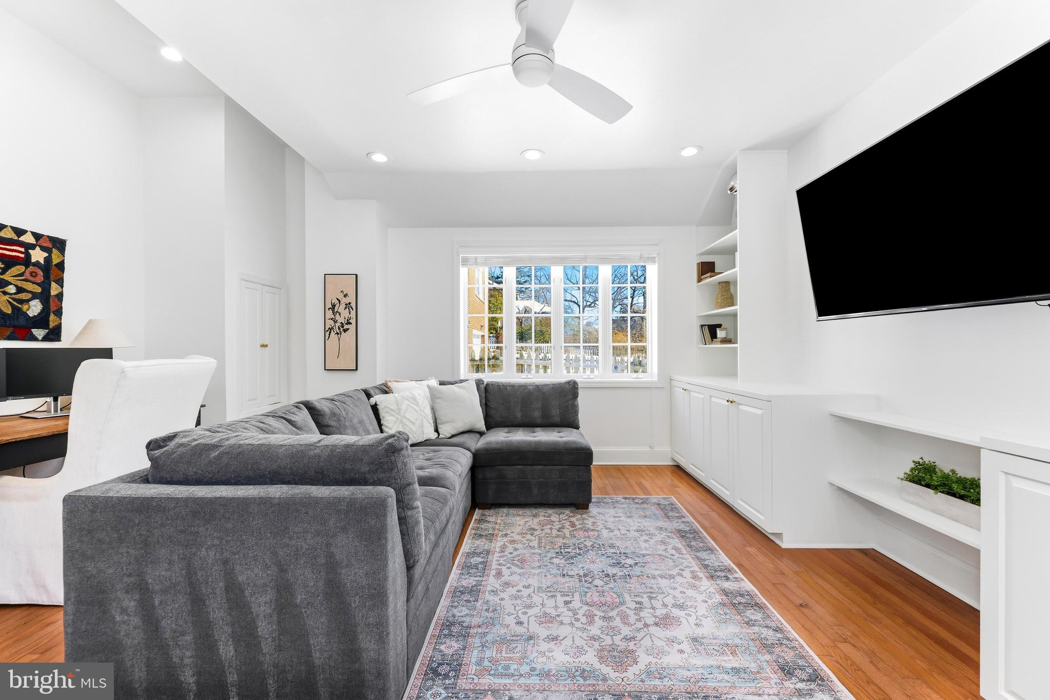 HOMELAND HISTORIC DISTRICT - Residential