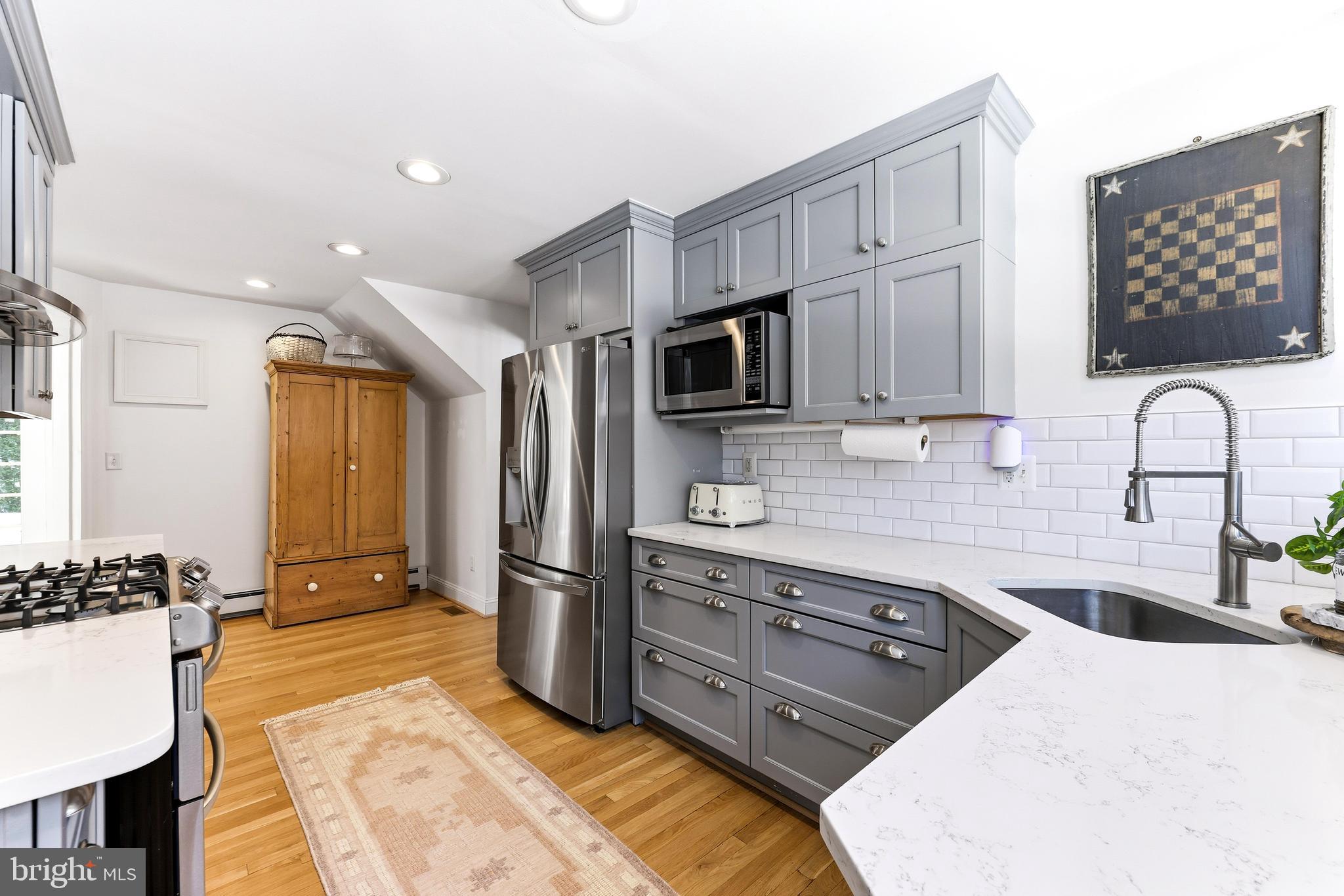 HOMELAND HISTORIC DISTRICT - Residential