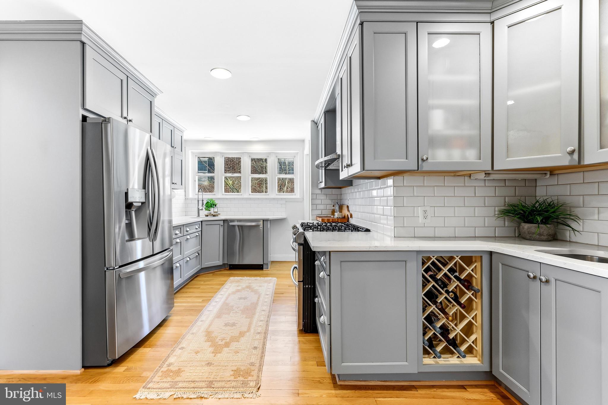 HOMELAND HISTORIC DISTRICT - Residential