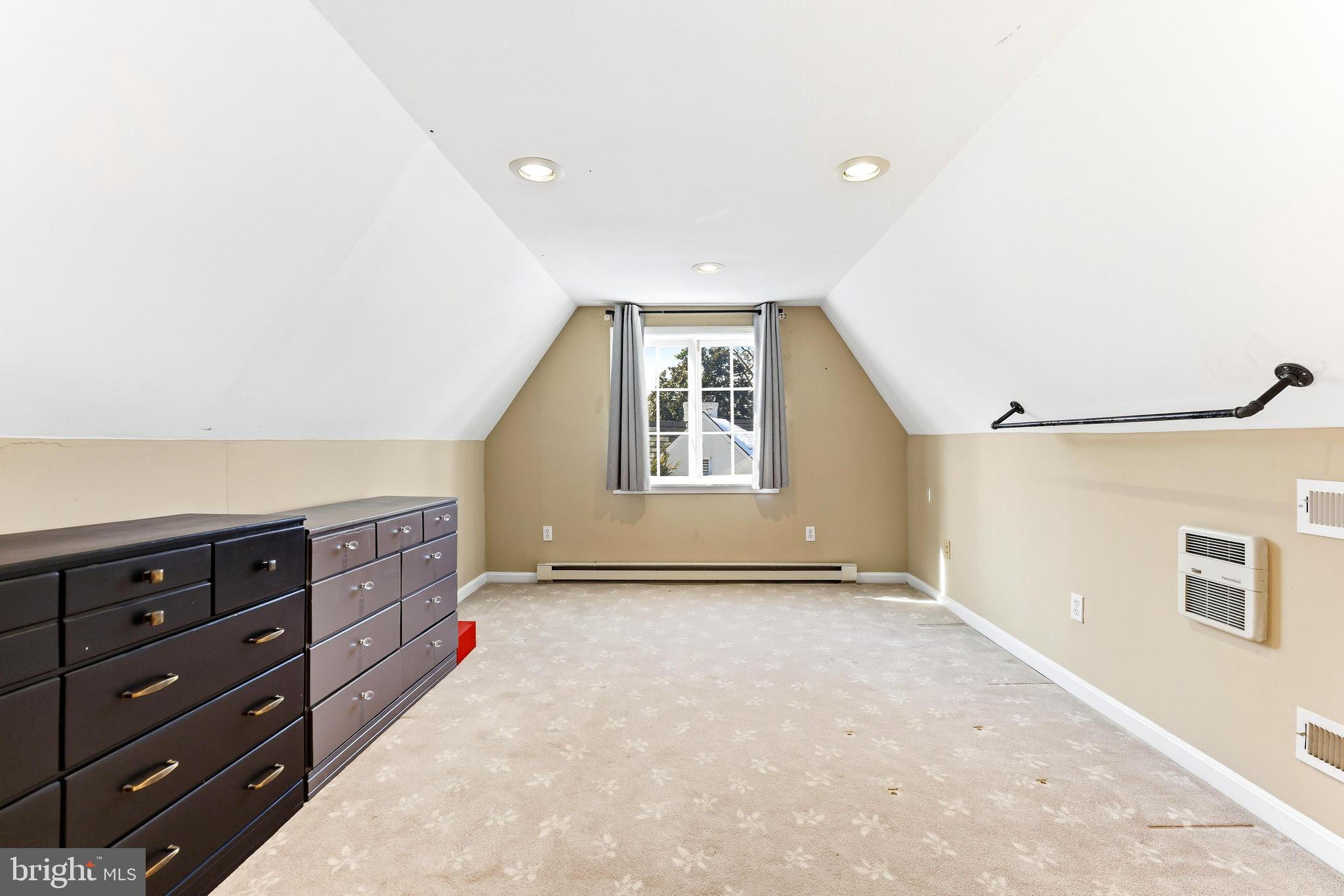 HOMELAND HISTORIC DISTRICT - Residential