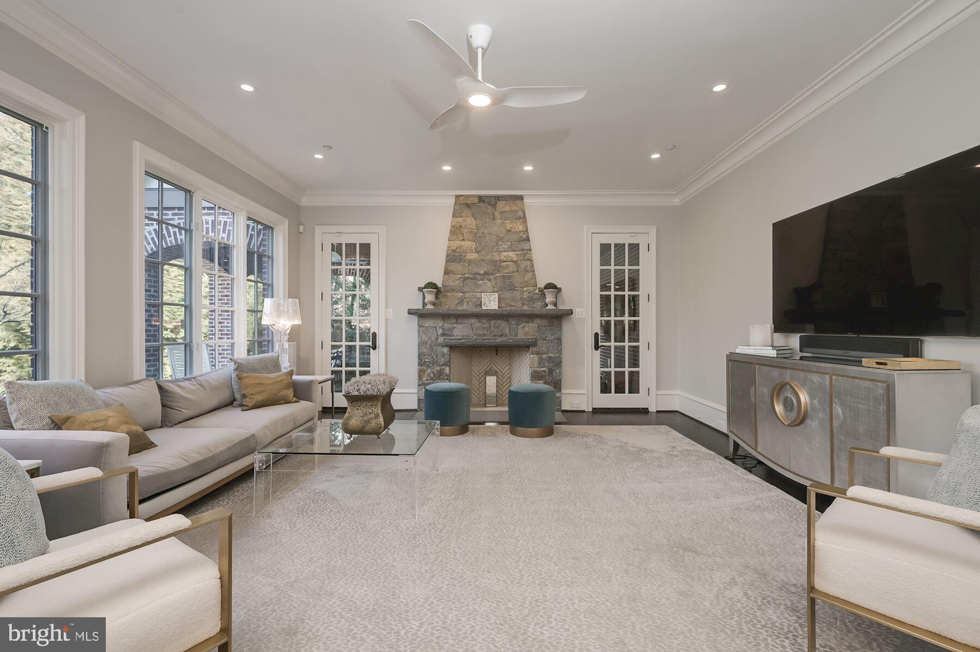 BANNOCKBURN - Residential