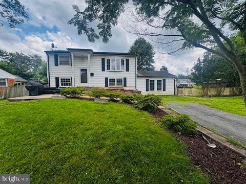 9715 FAIRMONT AVENUE MANASSAS VA 20109
