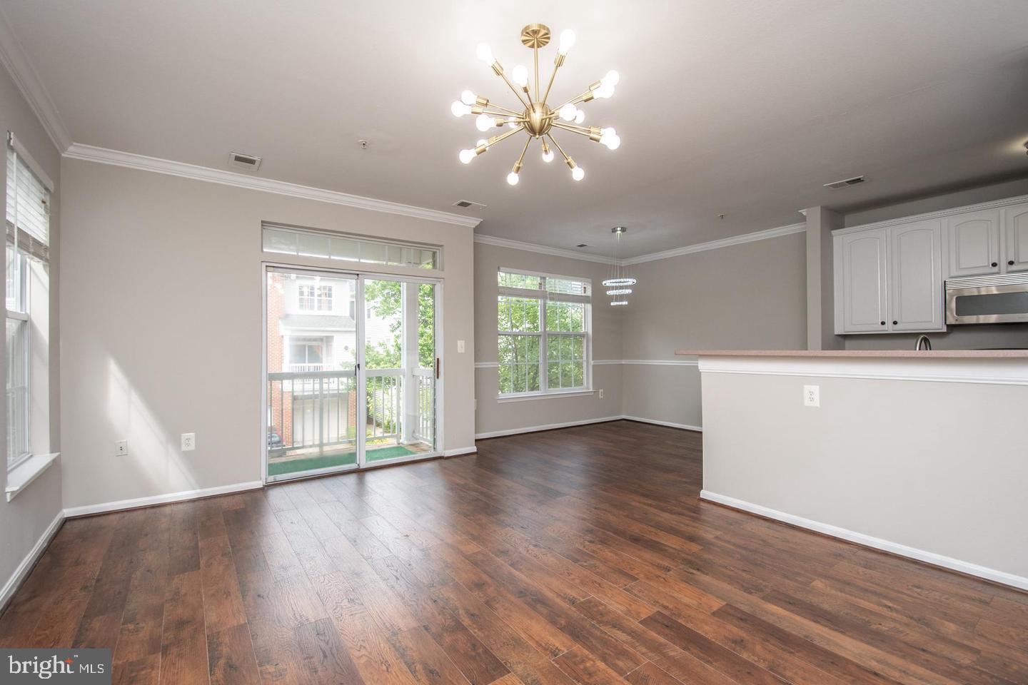 FOX MILL STATION - Residential Lease