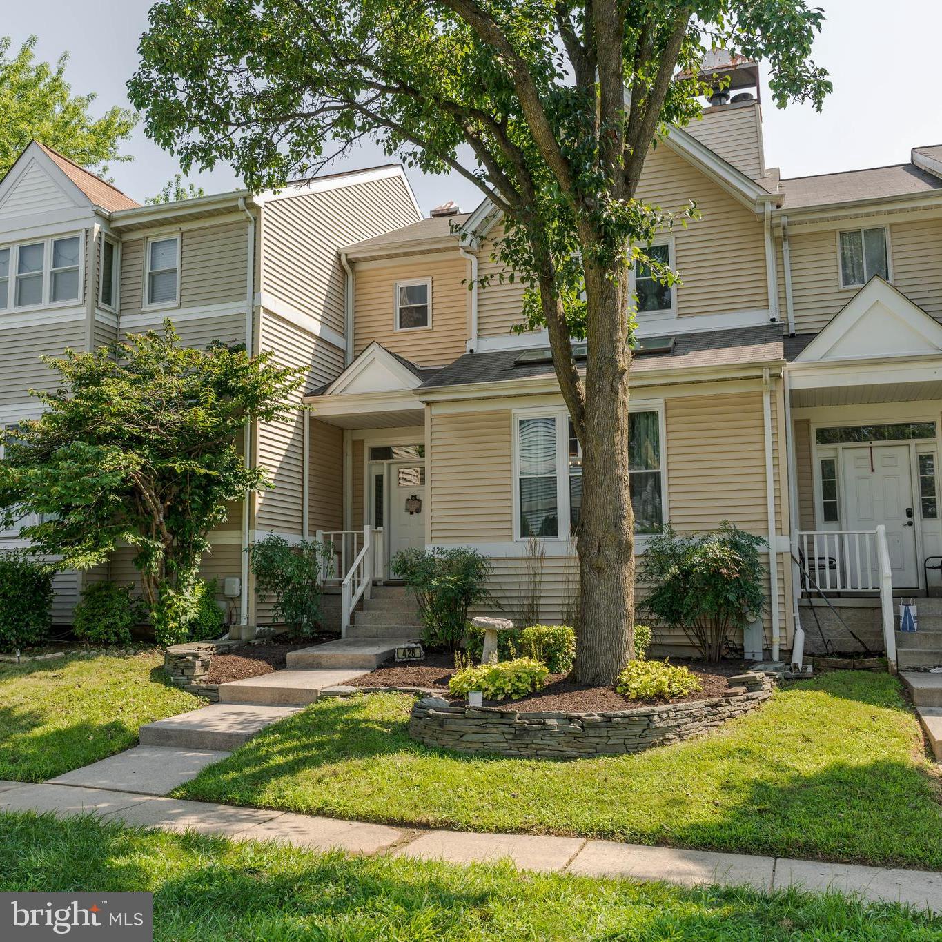 CONSTANT BRANCH - Residential