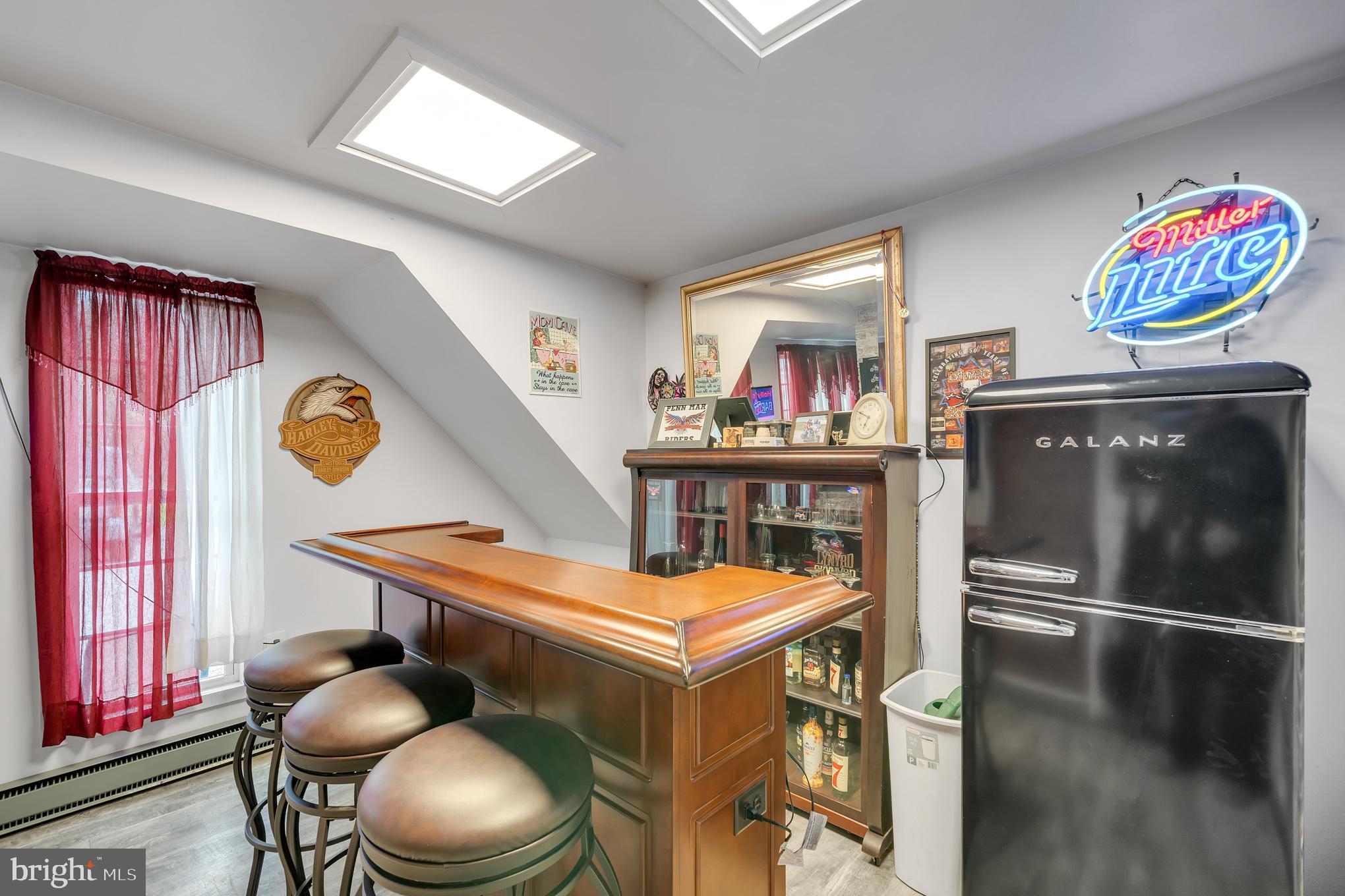 28 E HANOVER STREET