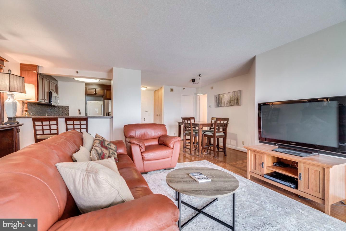 ALTA VISTA CONDO - Residential Lease