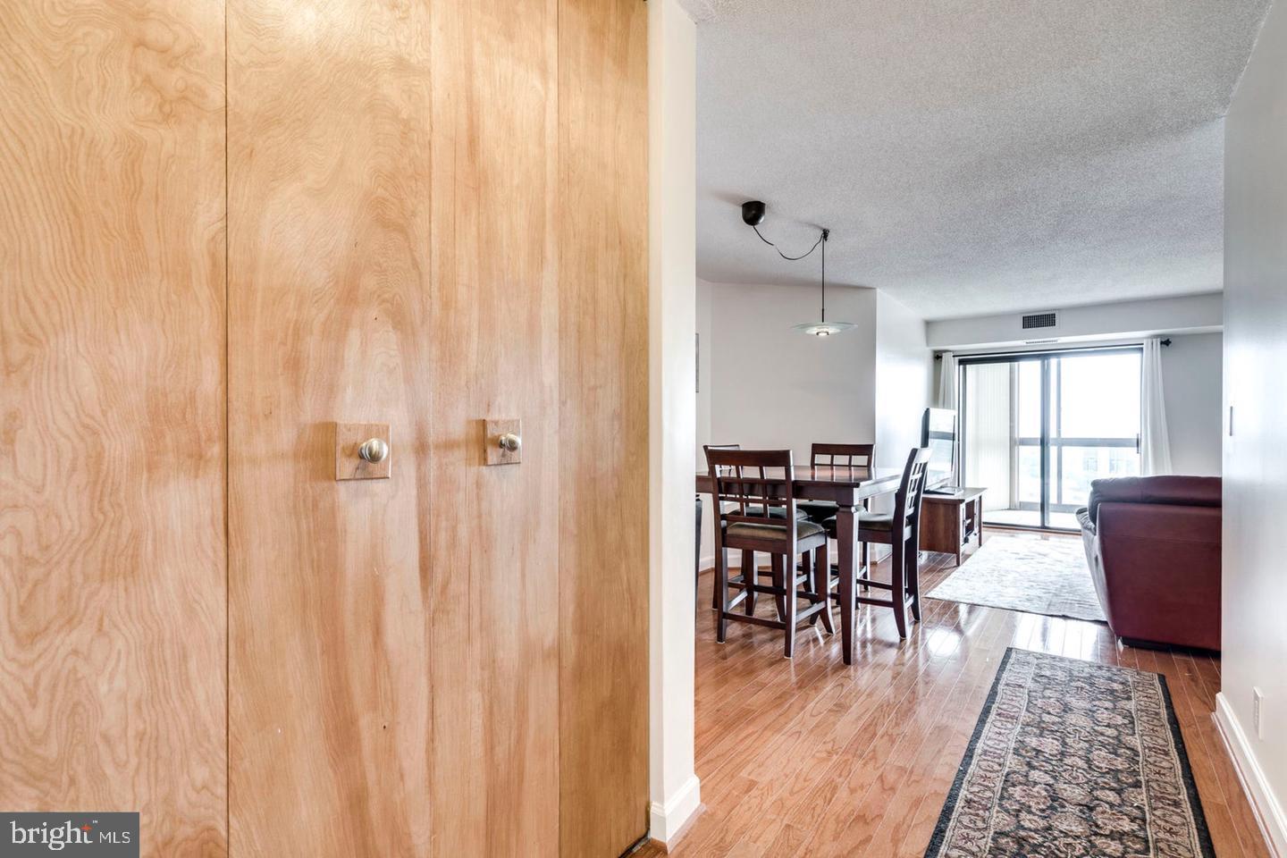 ALTA VISTA CONDO - Residential Lease