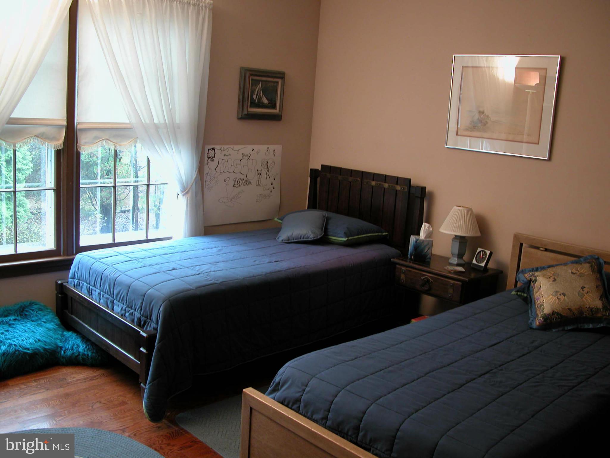 HERITAGE WALK - Residential