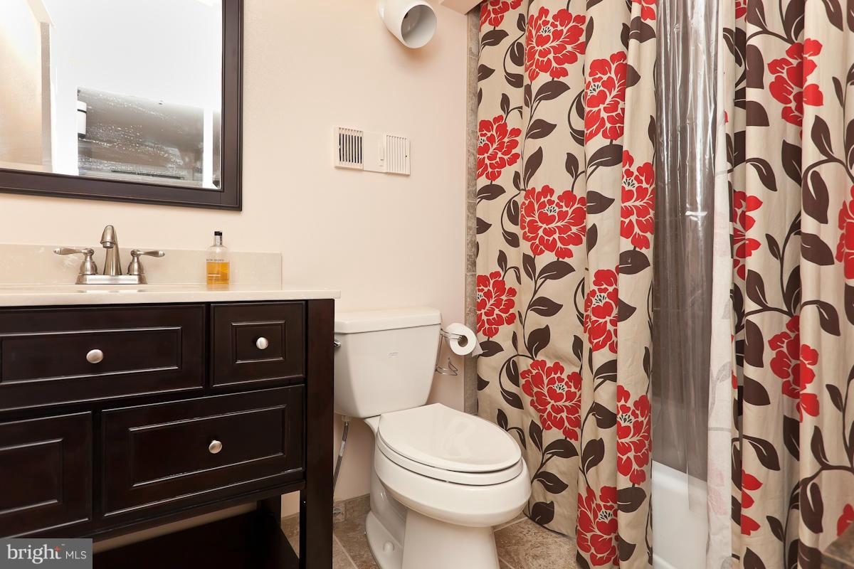 CANTON COVE - Residential Lease