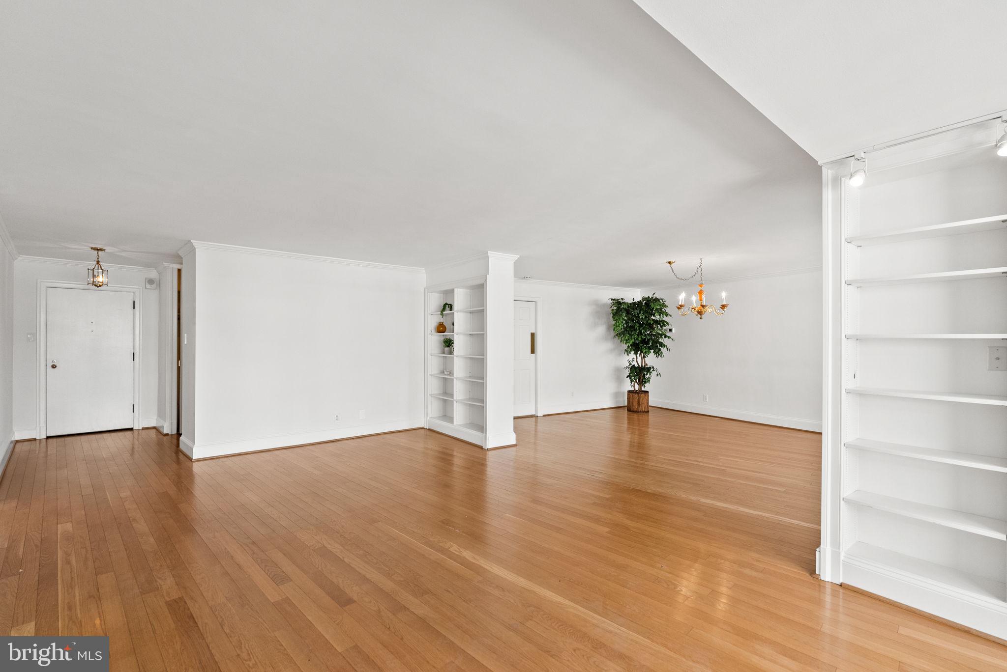 2500 VIRGINIA AVENUE NW 517-S