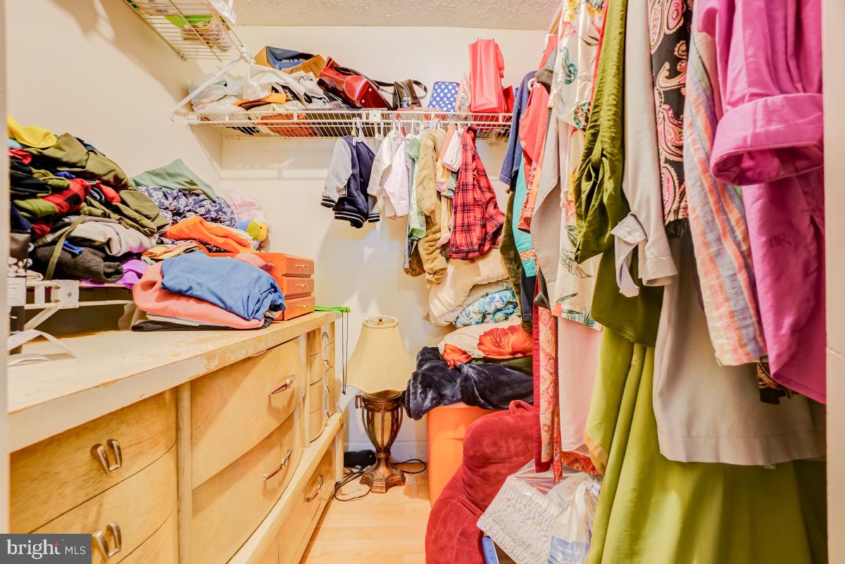 CHURCHILL TOWN SECTOR - Residential