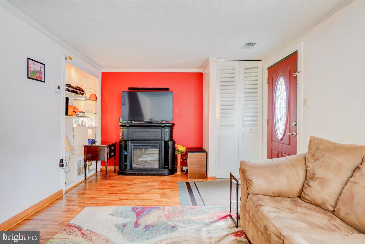 CHURCHILL TOWN SECTOR - Residential