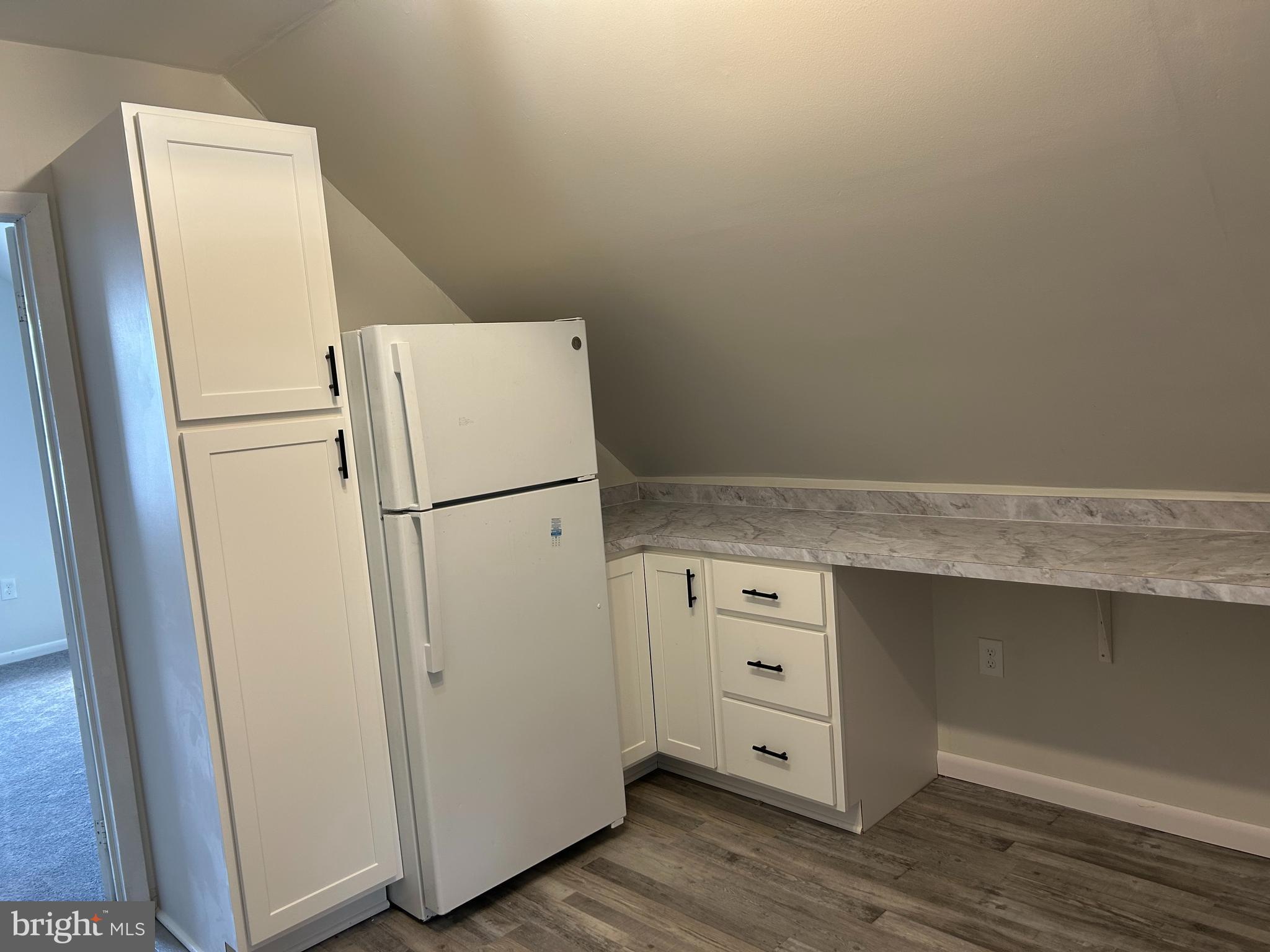 ROSEDALE - Residential Lease