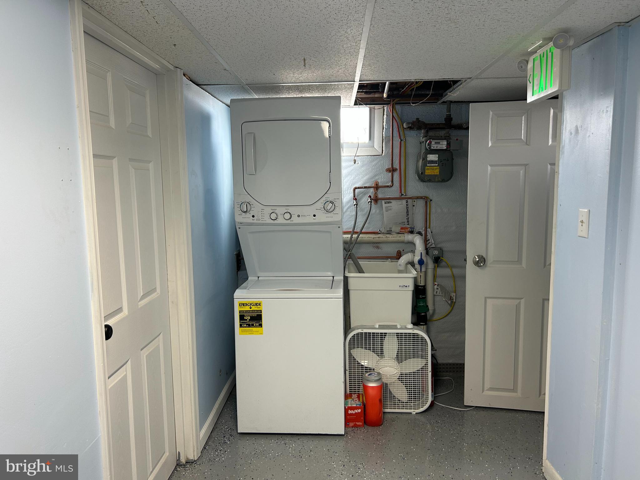 ROSEDALE - Residential Lease