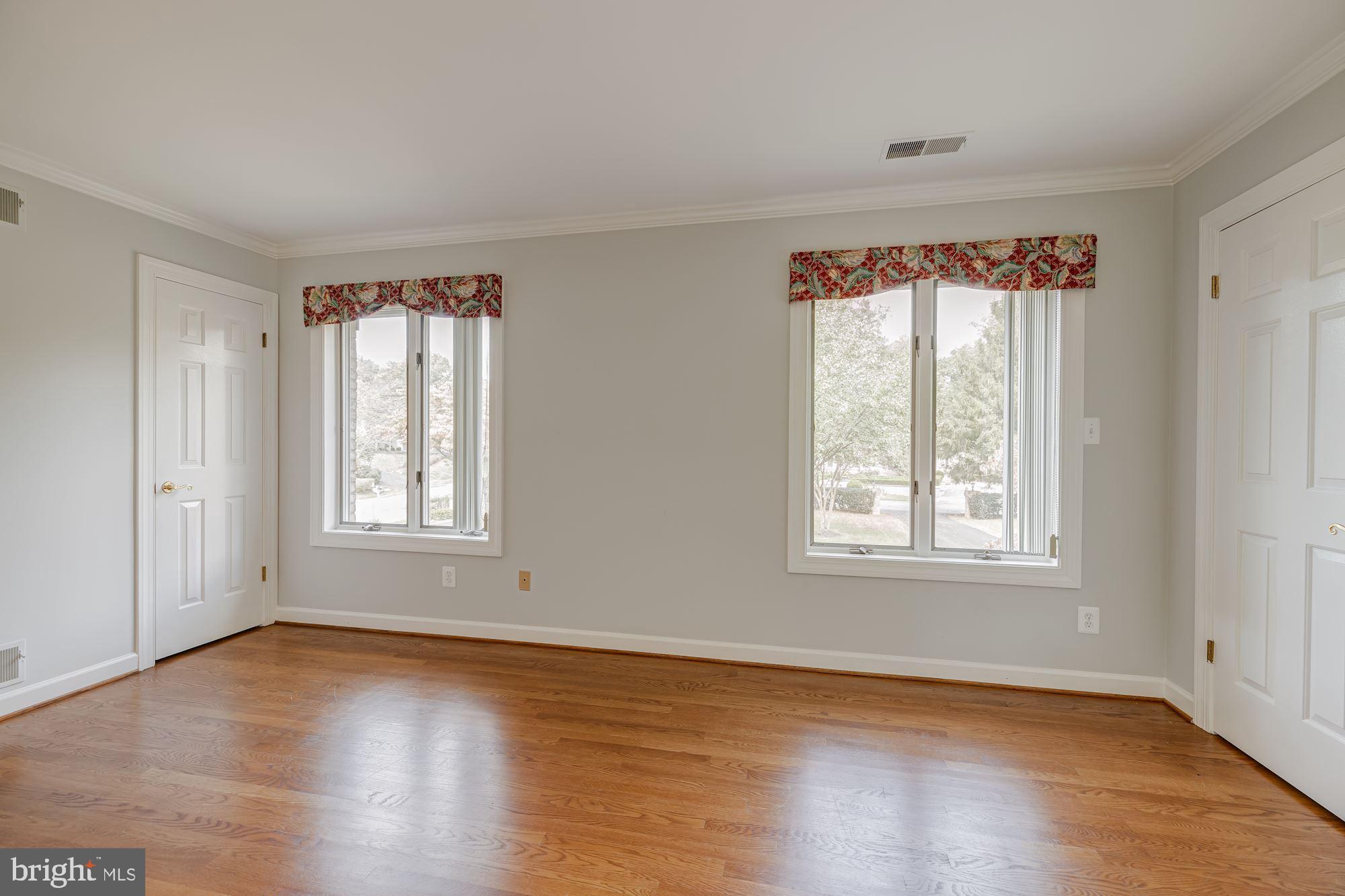 POTOMAC OVERLOOK - Residential