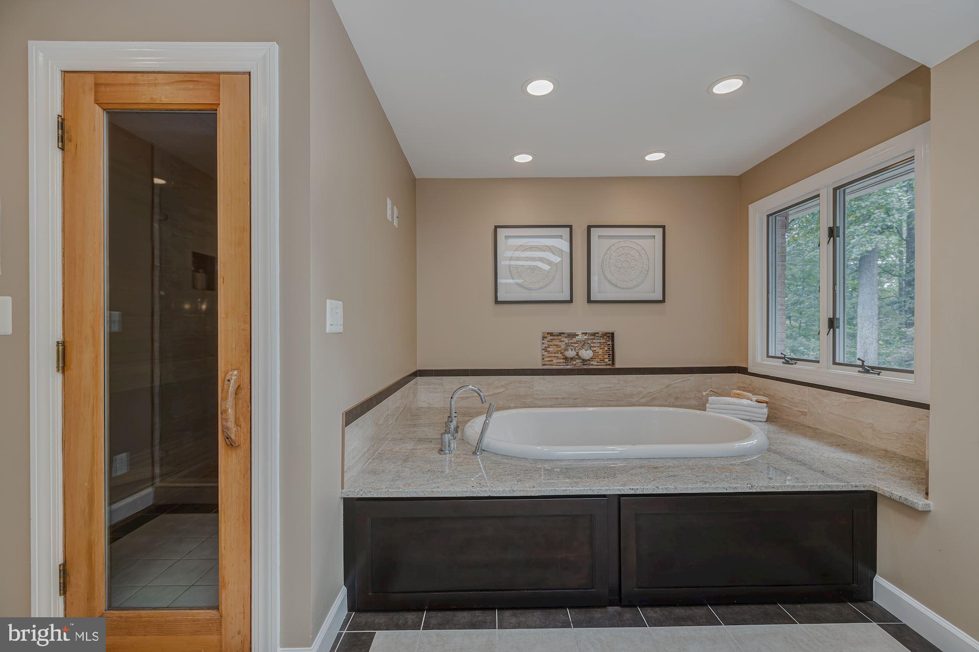 POTOMAC OVERLOOK - Residential