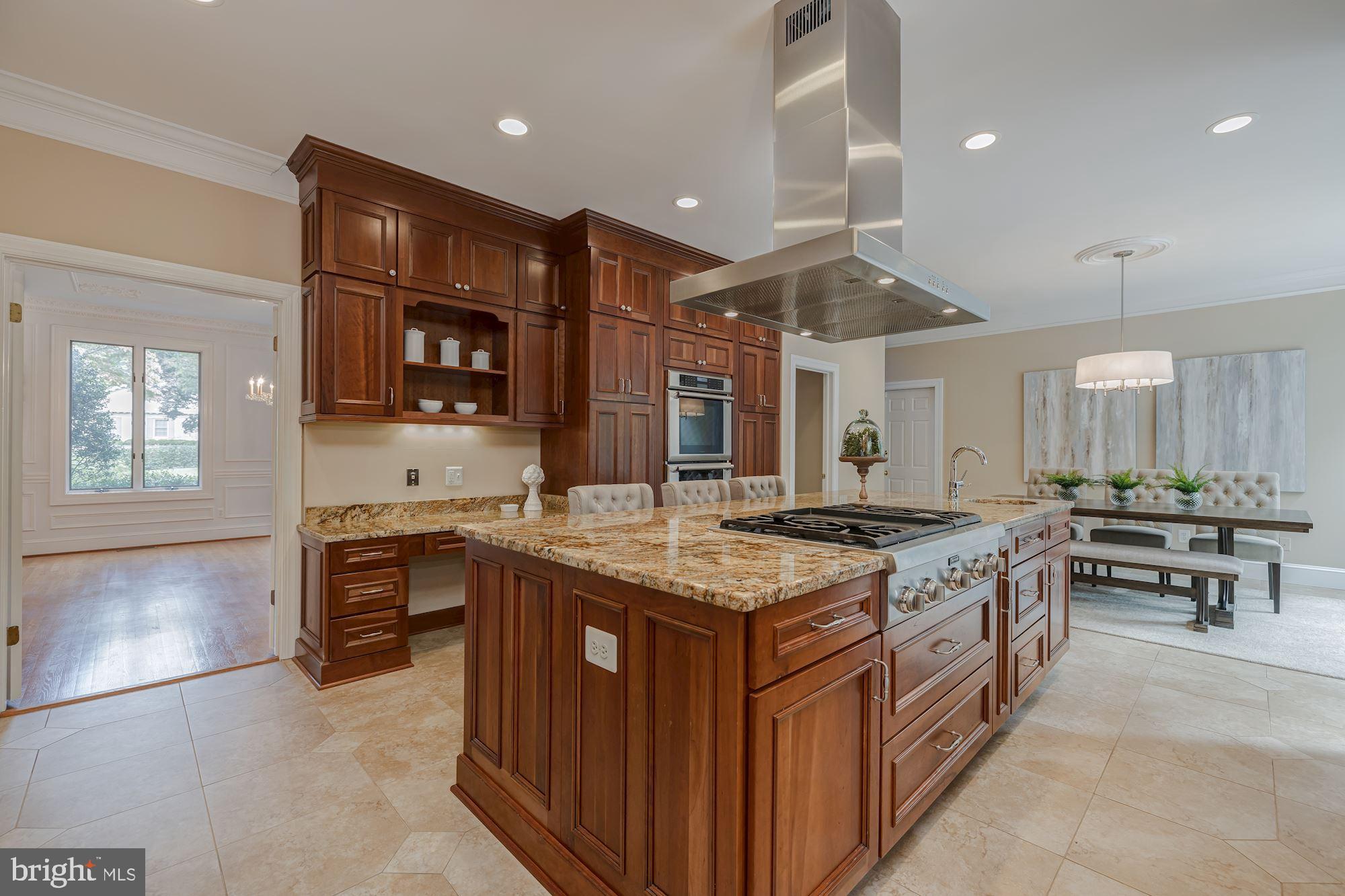 POTOMAC OVERLOOK - Residential