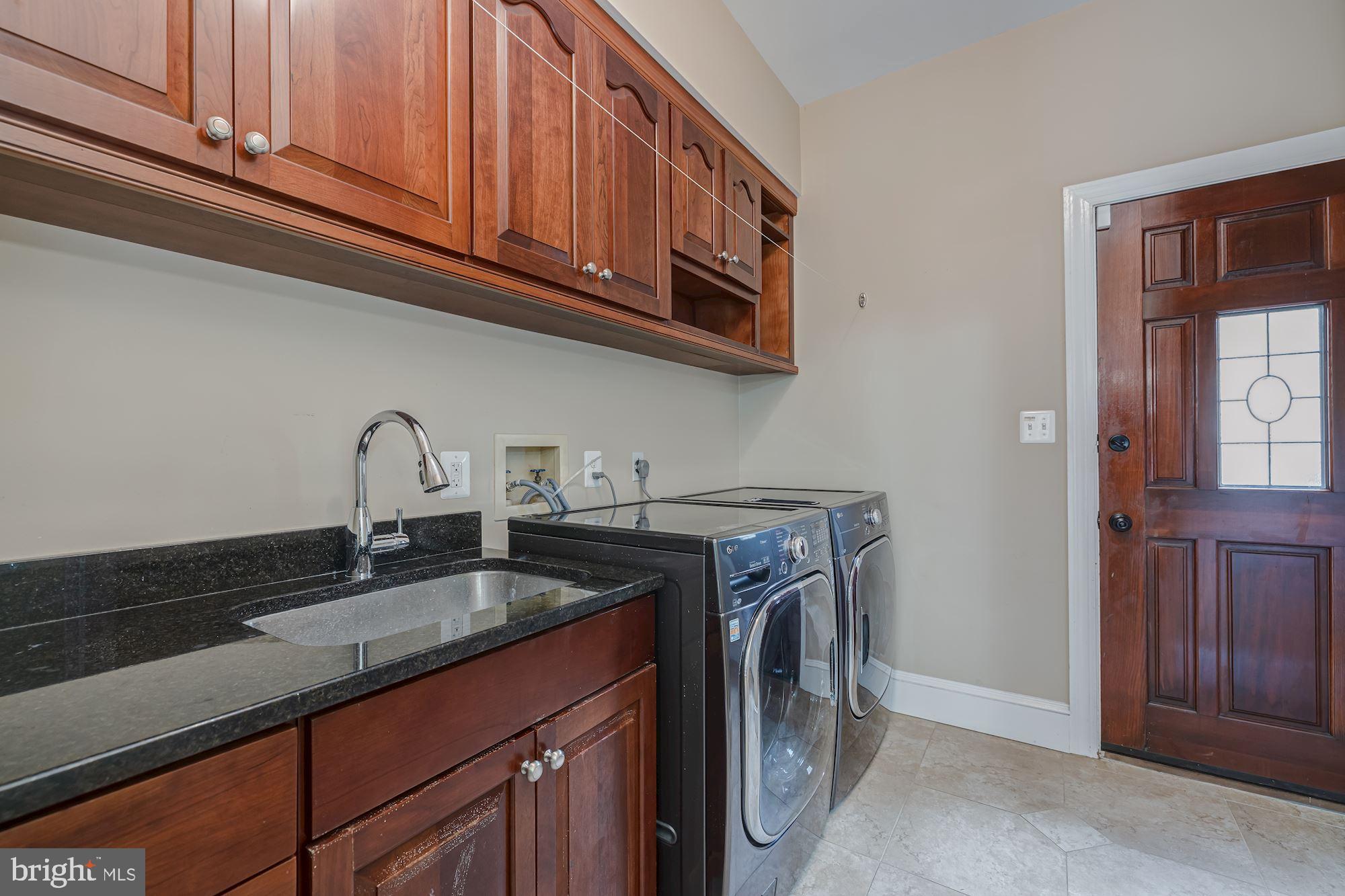 POTOMAC OVERLOOK - Residential