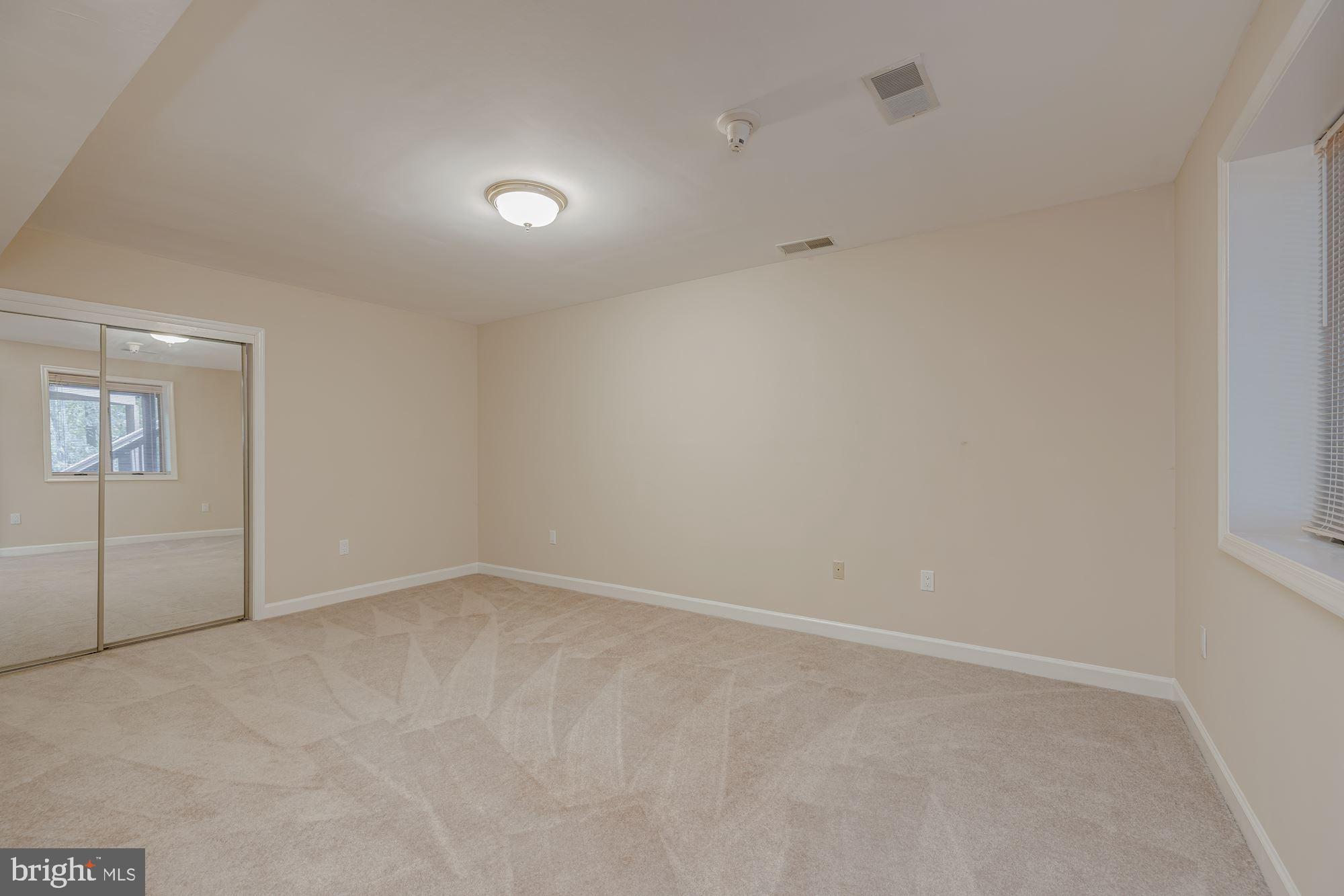 POTOMAC OVERLOOK - Residential