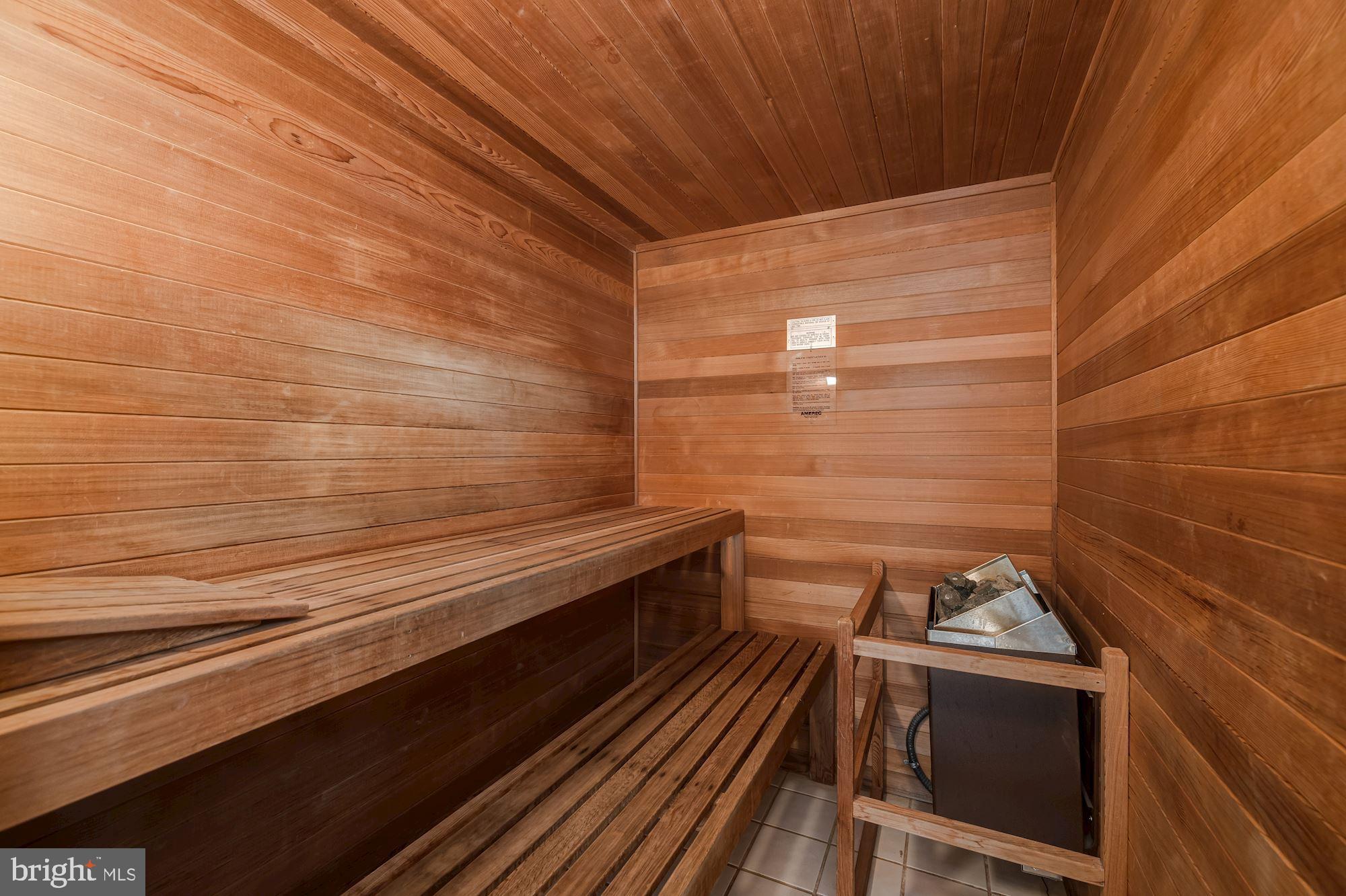 POTOMAC OVERLOOK - Residential