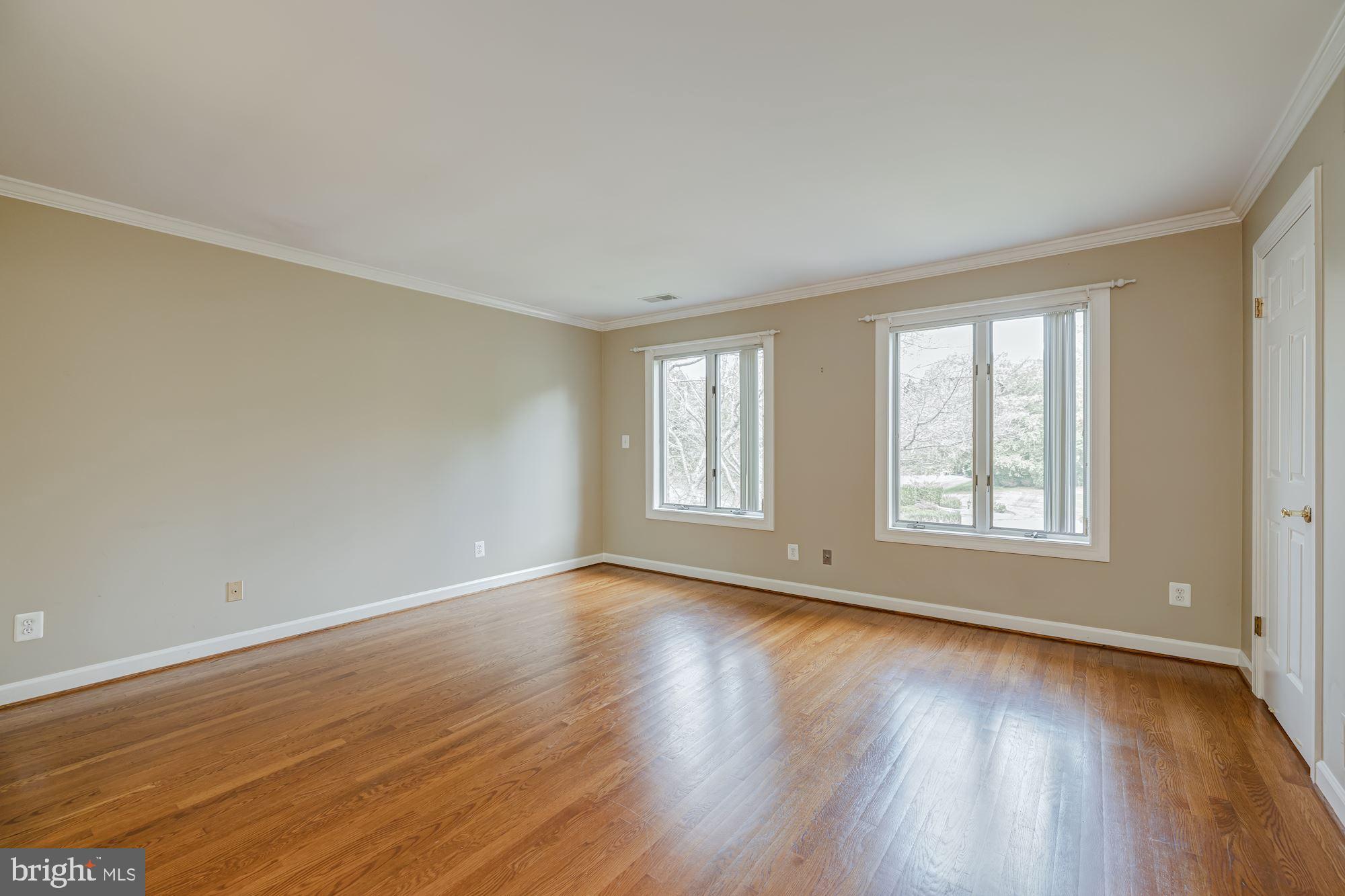 POTOMAC OVERLOOK - Residential