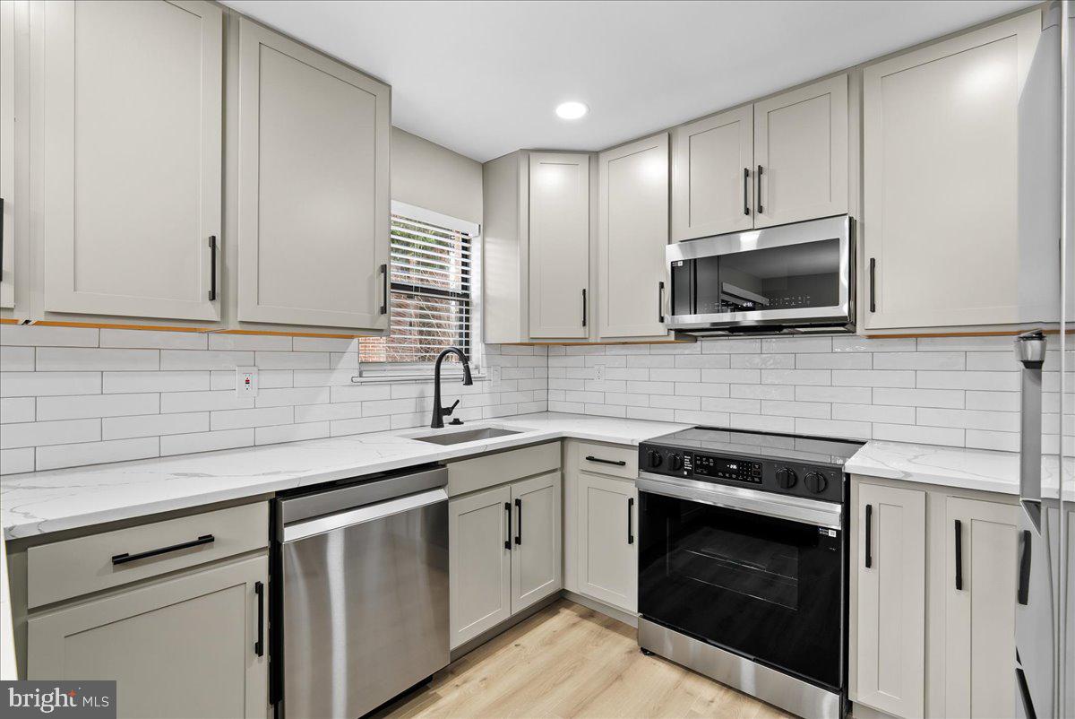 GROSVENOR MEWS - Residential