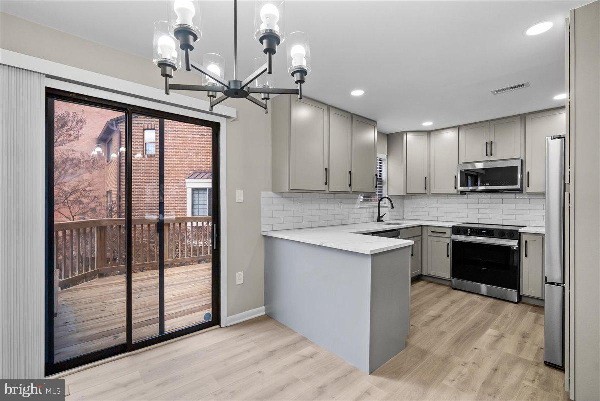 GROSVENOR MEWS - Residential