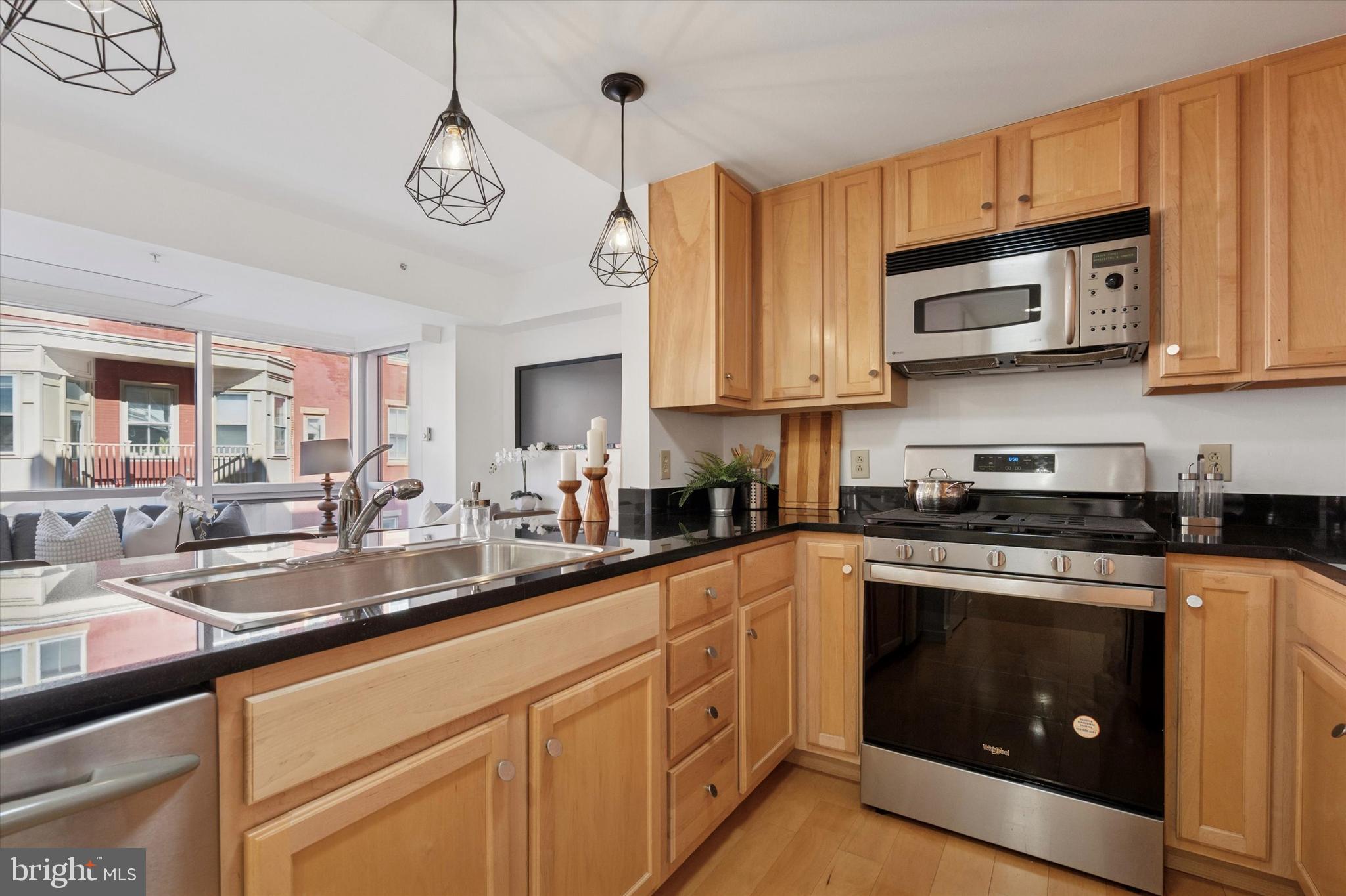 WASHINGTON SQ WEST - Residential