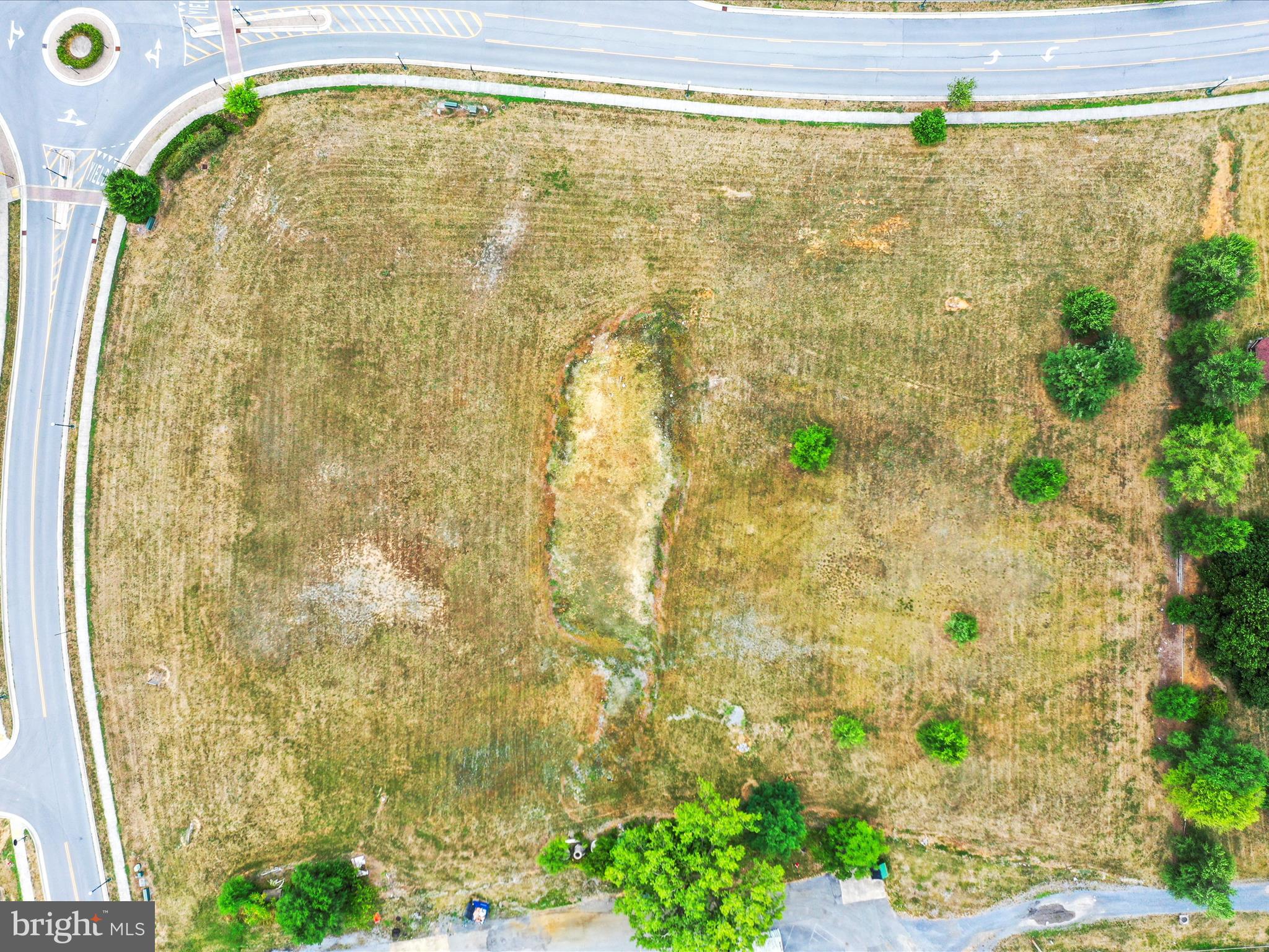 MARTINSBURG CITY - Land